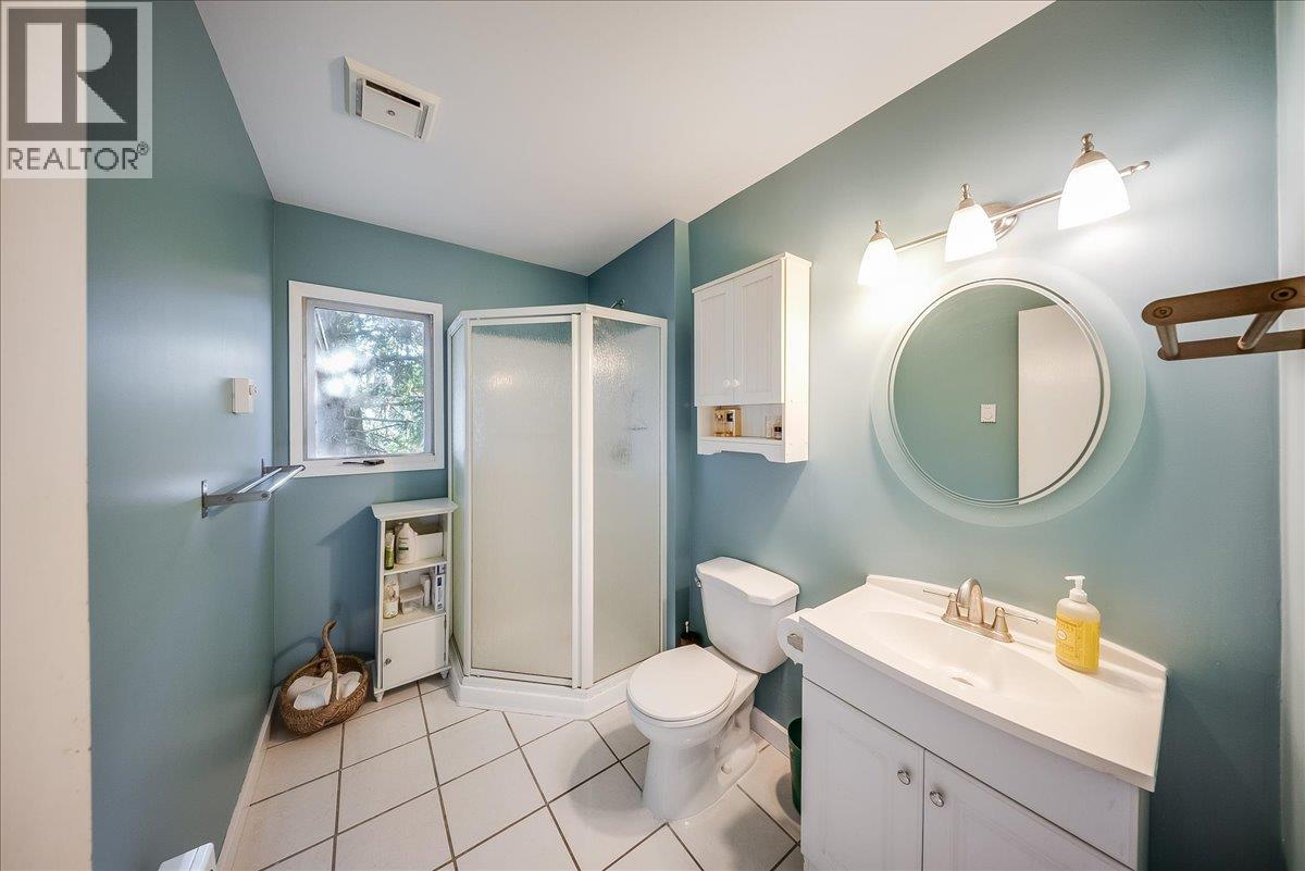 2603 Maple Crescent, Rossland, British Columbia  V0G 1Y0 - Photo 28 - 10403800