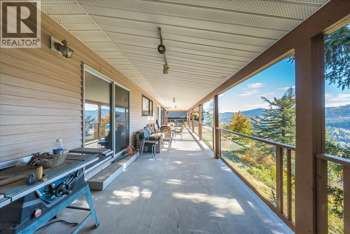 2603 Maple Crescent, Rossland, British Columbia  V0G 1Y0 - Photo 31 - 10403800