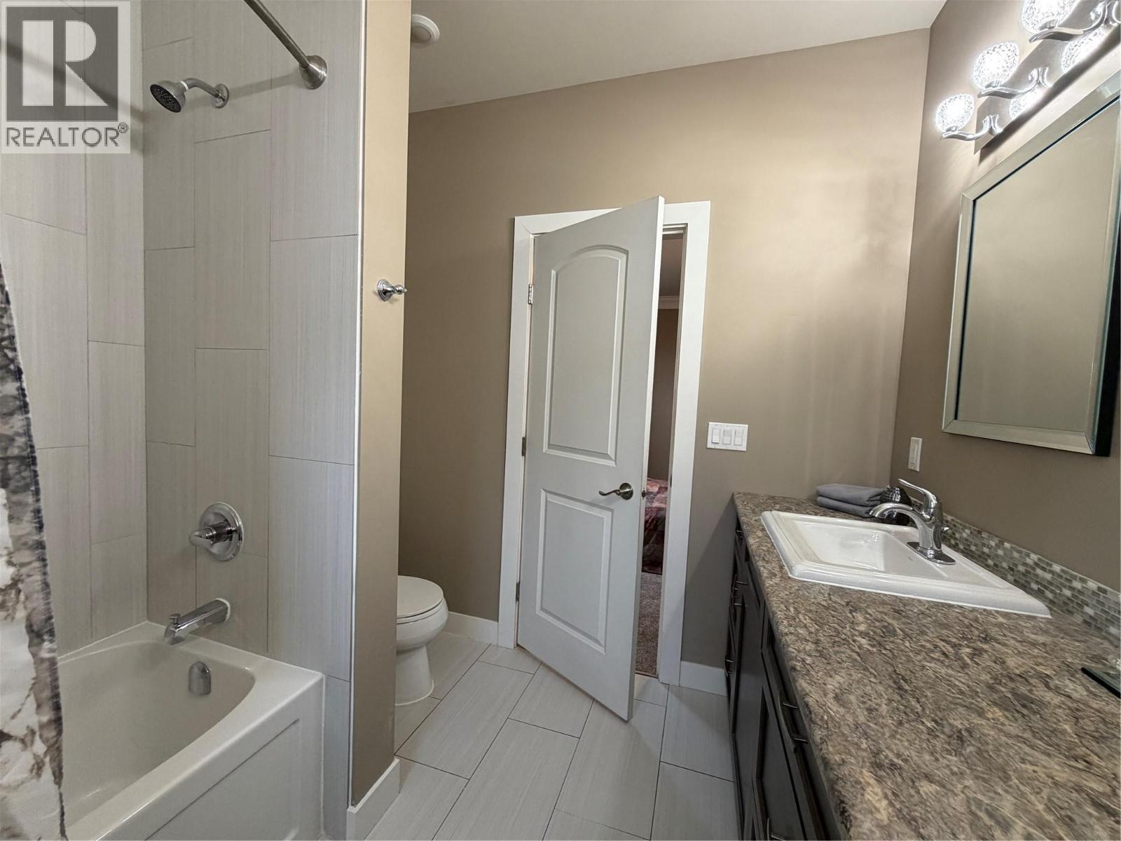 1335 105 Avenue, Dawson Creek, British Columbia  V1G 2L9 - Photo 11 - 10403843