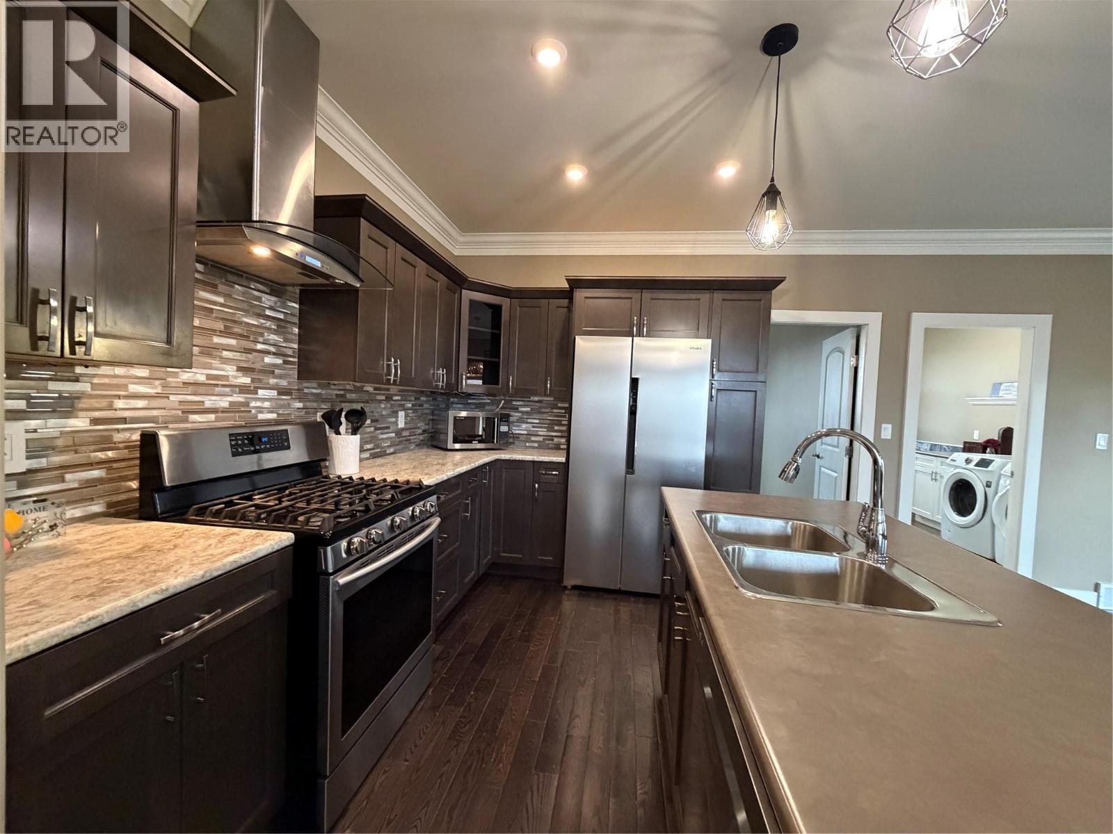 1335 105 Avenue, Dawson Creek, British Columbia  V1G 2L9 - Photo 5 - 10403843