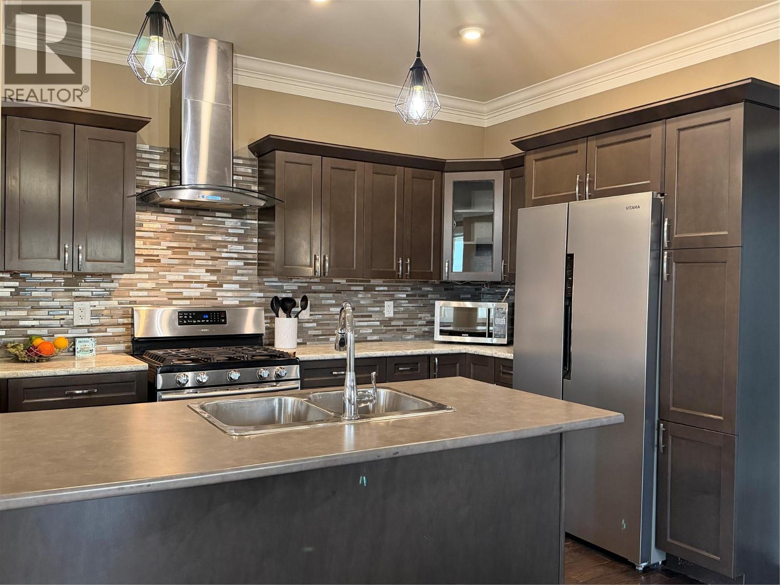 1335 105 Avenue, Dawson Creek, British Columbia  V1G 2L9 - Photo 6 - 10403843