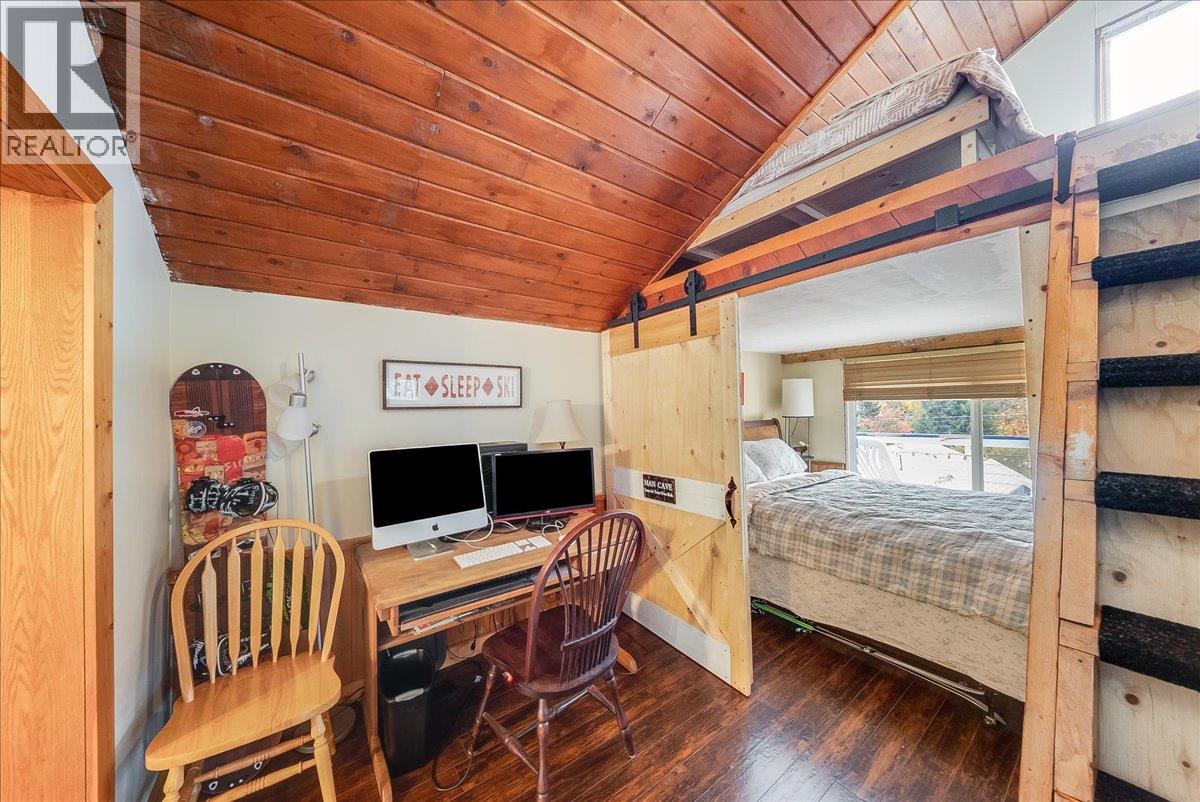 1653 Harasin Alley, Rossland, British Columbia  V0G 1Y0 - Photo 25 - 10403827