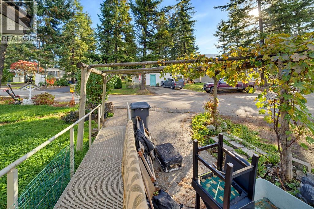 4137 Spallumcheen Drive Unit# 18, Armstrong, British Columbia  V0E 1B6 - Photo 49 - 10403719