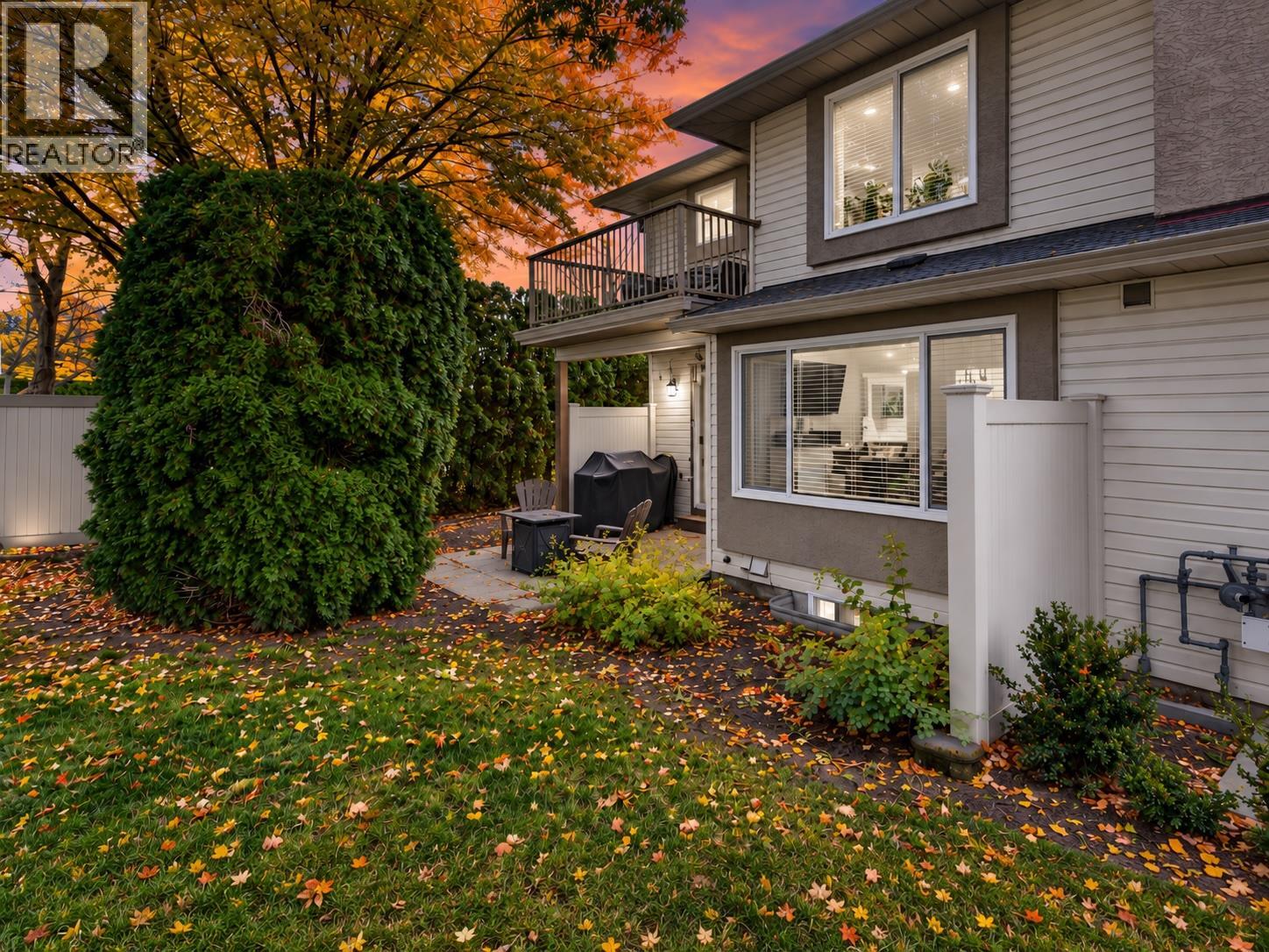 1853 Edgehill Avenue Unit# 10, Kelowna, British Columbia  V1V 1X8 - Photo 2 - 10403024