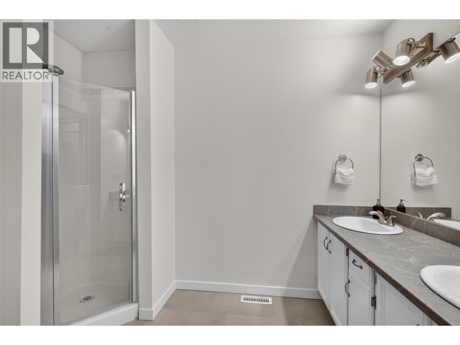 1853 Edgehill Avenue Unit# 10, Kelowna, British Columbia  V1V 1X8 - Photo 22 - 10403024