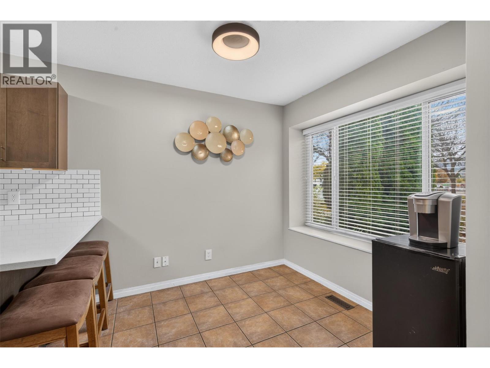 1853 Edgehill Avenue Unit# 10, Kelowna, British Columbia  V1V 1X8 - Photo 9 - 10403024