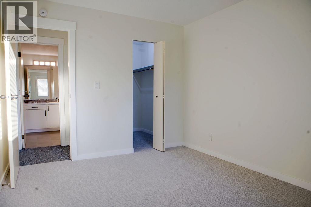 44 Whiteshield Crescent S Unit# 301, Kamloops, British Columbia  V2E 2J1 - Photo 10 - 10403806