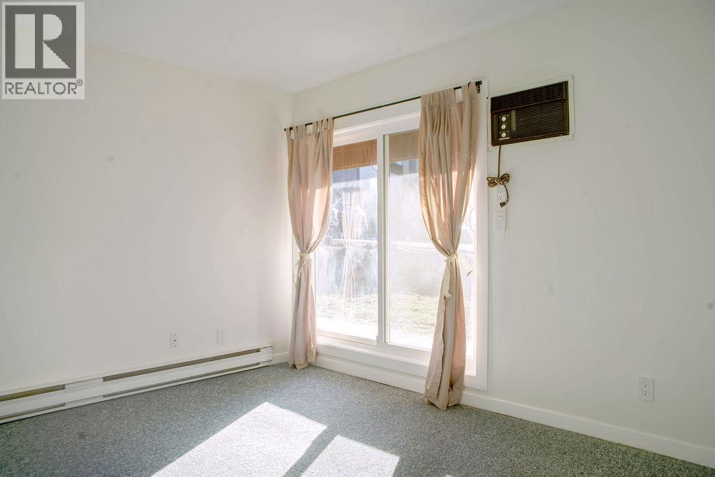 44 Whiteshield Crescent S Unit# 301, Kamloops, British Columbia  V2E 2J1 - Photo 15 - 10403806