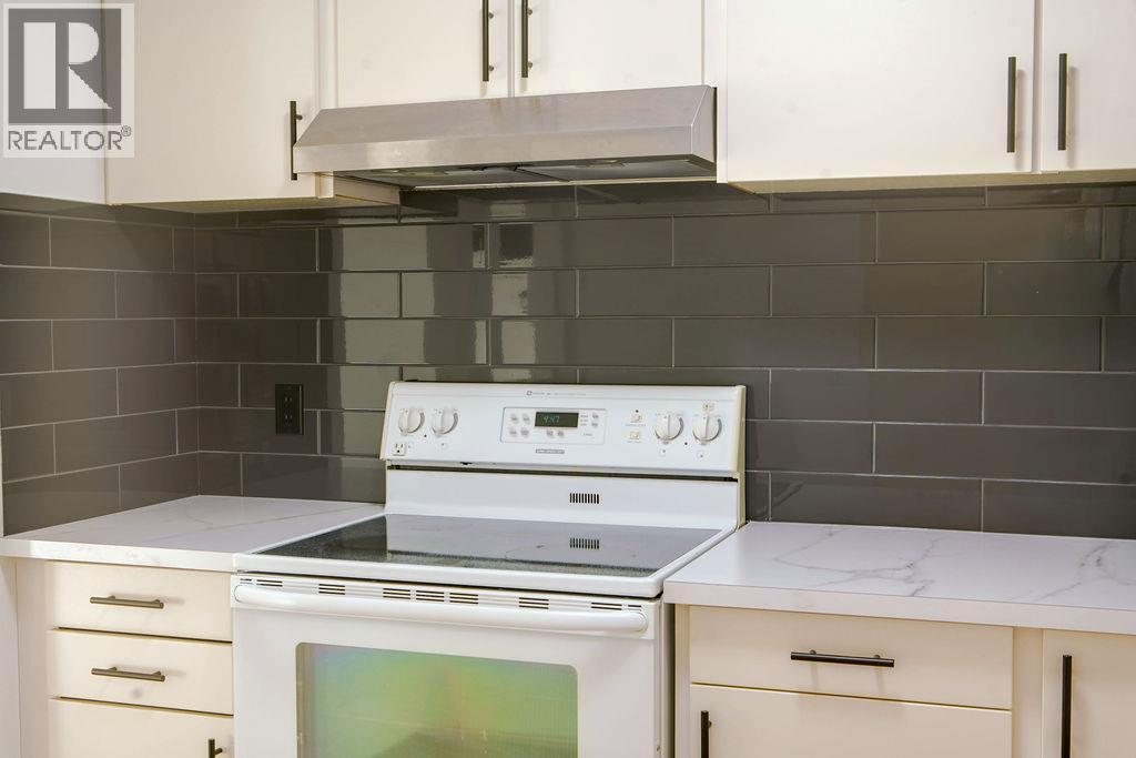 44 Whiteshield Crescent S Unit# 301, Kamloops, British Columbia  V2E 2J1 - Photo 19 - 10403806