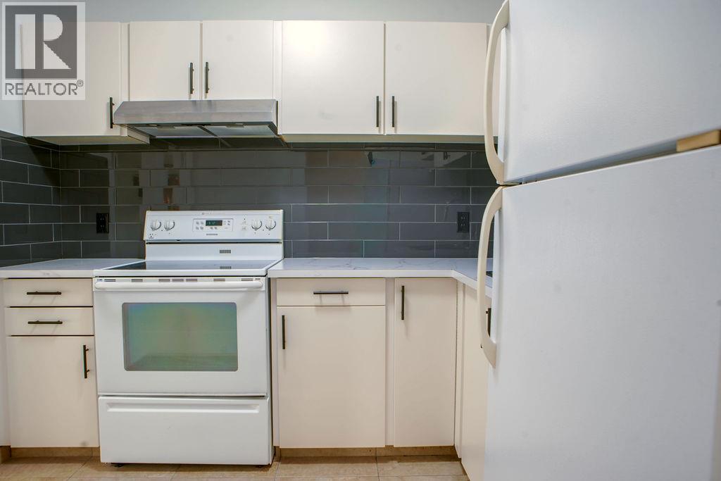 44 Whiteshield Crescent S Unit# 301, Kamloops, British Columbia  V2E 2J1 - Photo 21 - 10403806