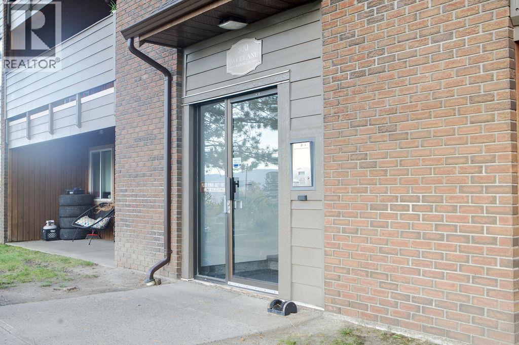 44 Whiteshield Crescent S Unit# 301, Kamloops, British Columbia  V2E 2J1 - Photo 31 - 10403806