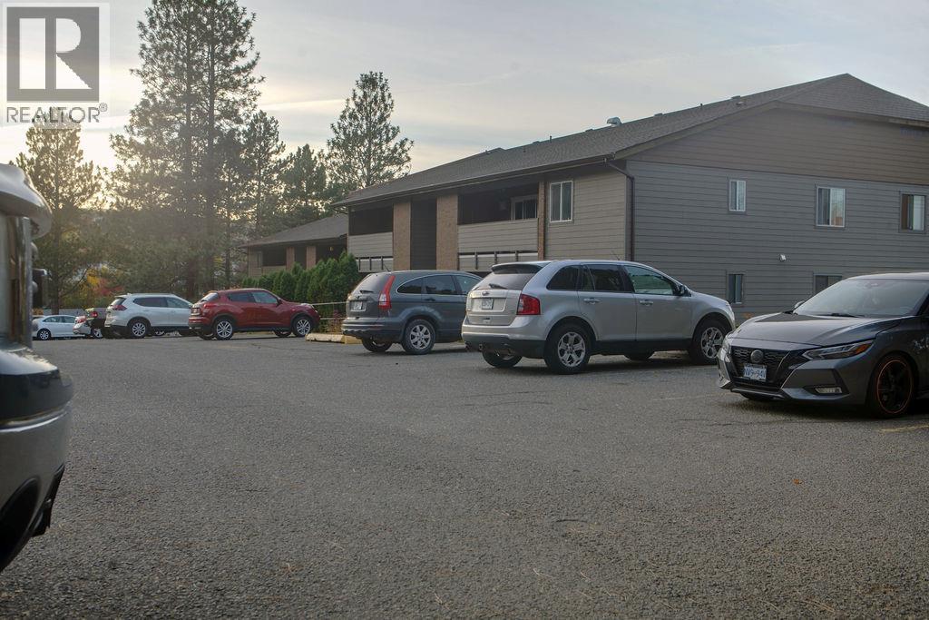 44 Whiteshield Crescent S Unit# 301, Kamloops, British Columbia  V2E 2J1 - Photo 34 - 10403806