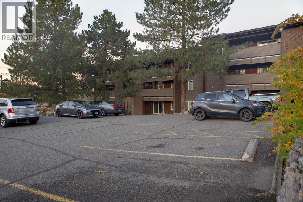 44 Whiteshield Crescent S Unit# 301, Kamloops, British Columbia  V2E 2J1 - Photo 37 - 10403806