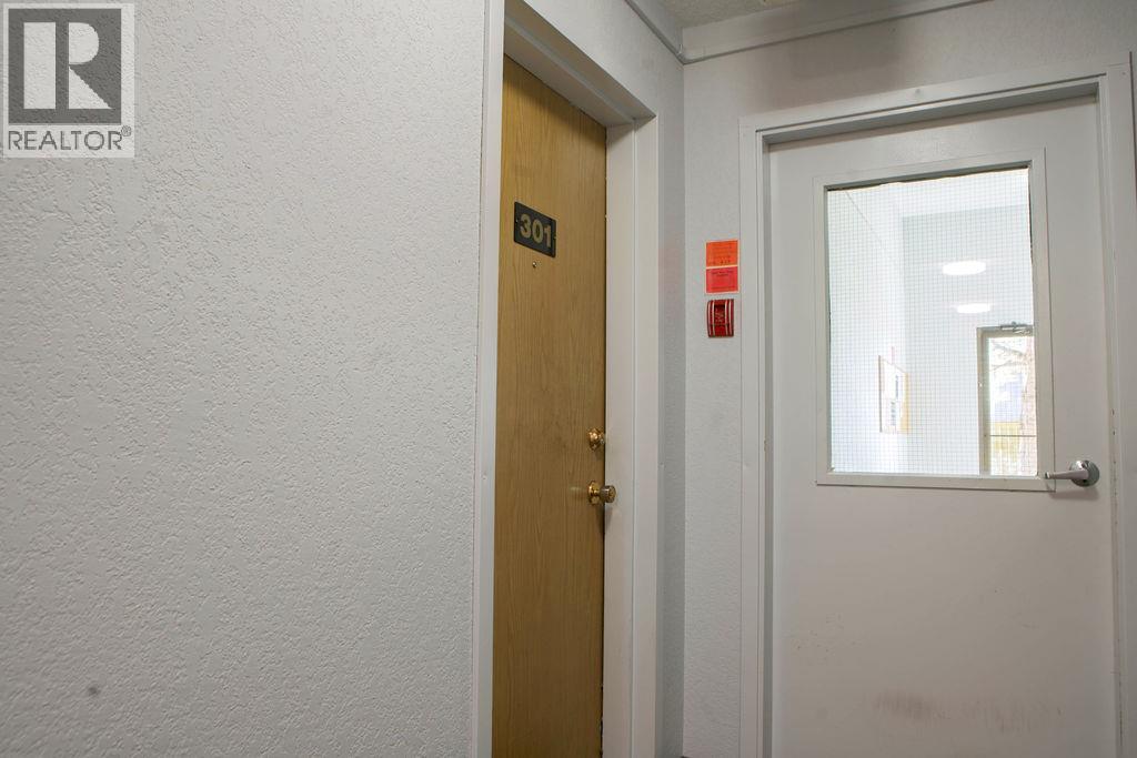 44 Whiteshield Crescent S Unit# 301, Kamloops, British Columbia  V2E 2J1 - Photo 39 - 10403806