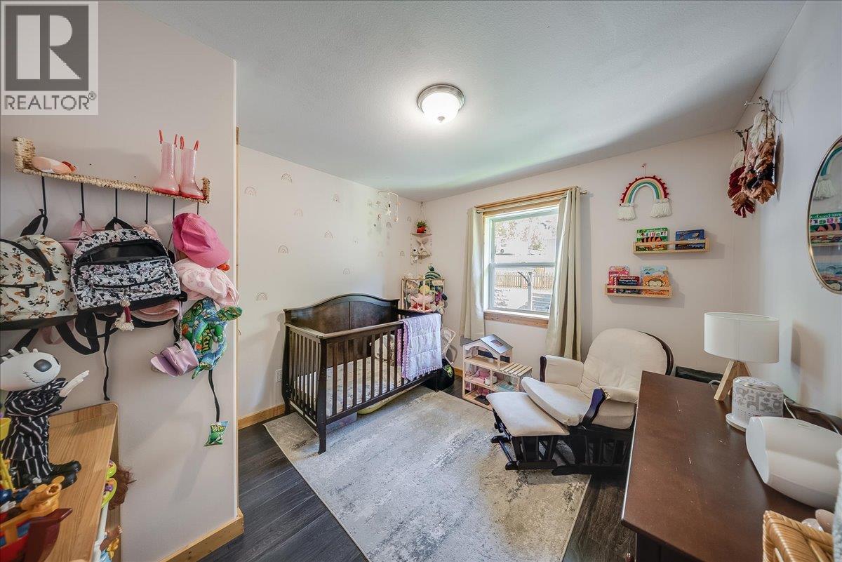 2045 Raspberry Road, Castlegar, British Columbia  V1N 4T6 - Photo 28 - 10403496