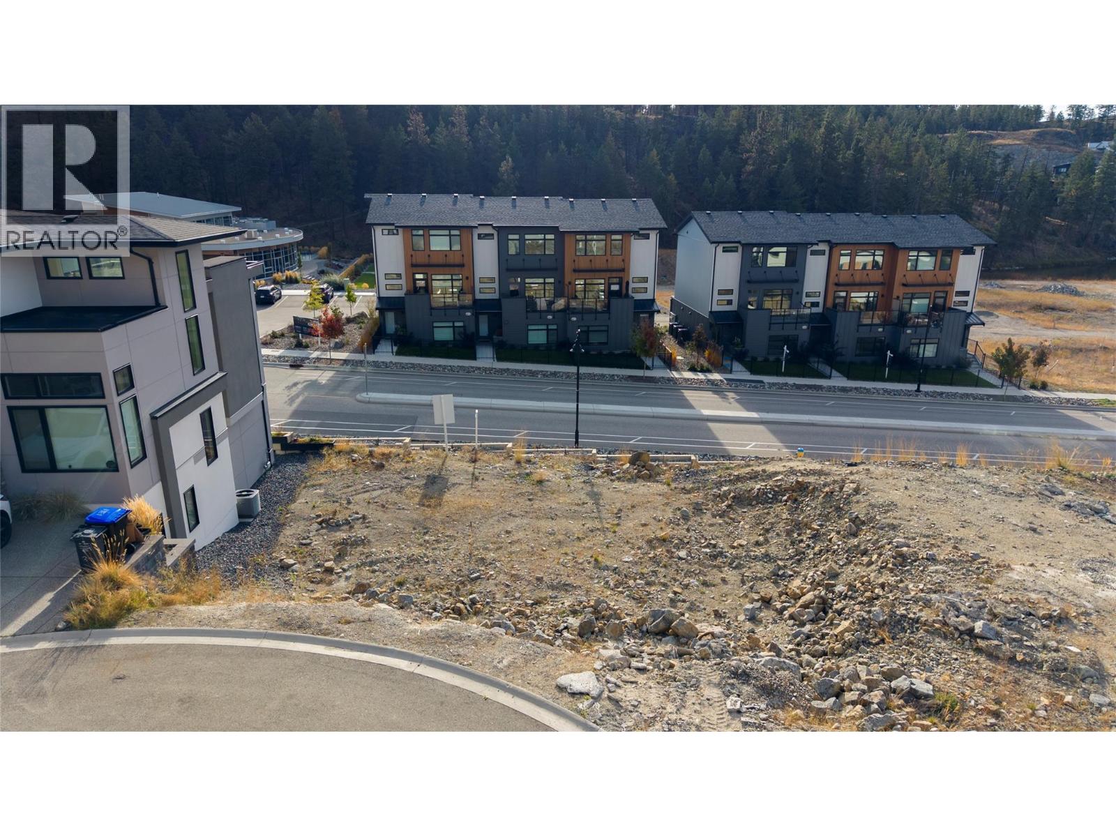 3454 Hilltown Close, Kelowna, British Columbia  V1V 0H4 - Photo 2 - 10403861