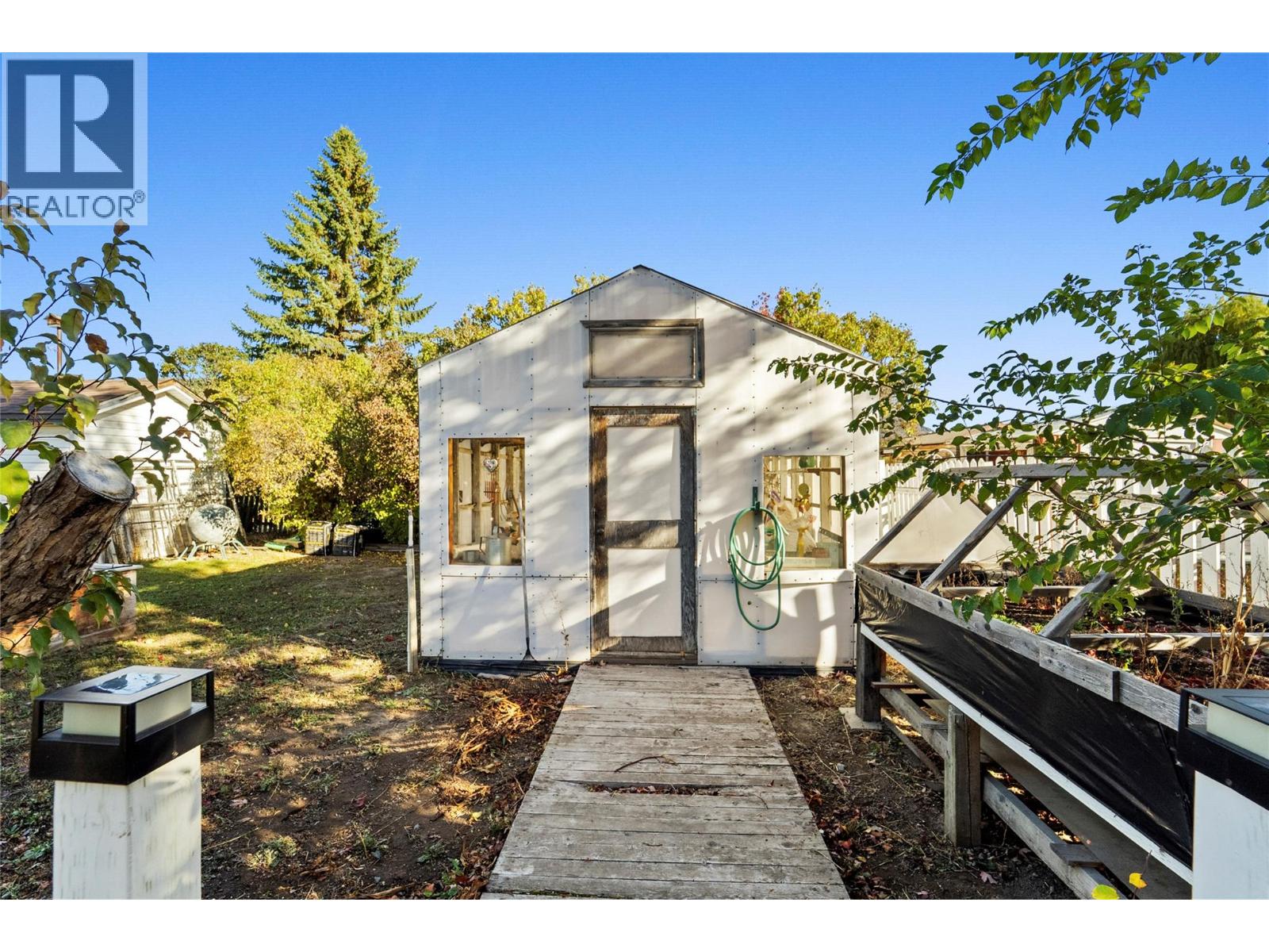1404 Walnut Avenue, Merritt, British Columbia  V1K 1L3 - Photo 40 - 10403585