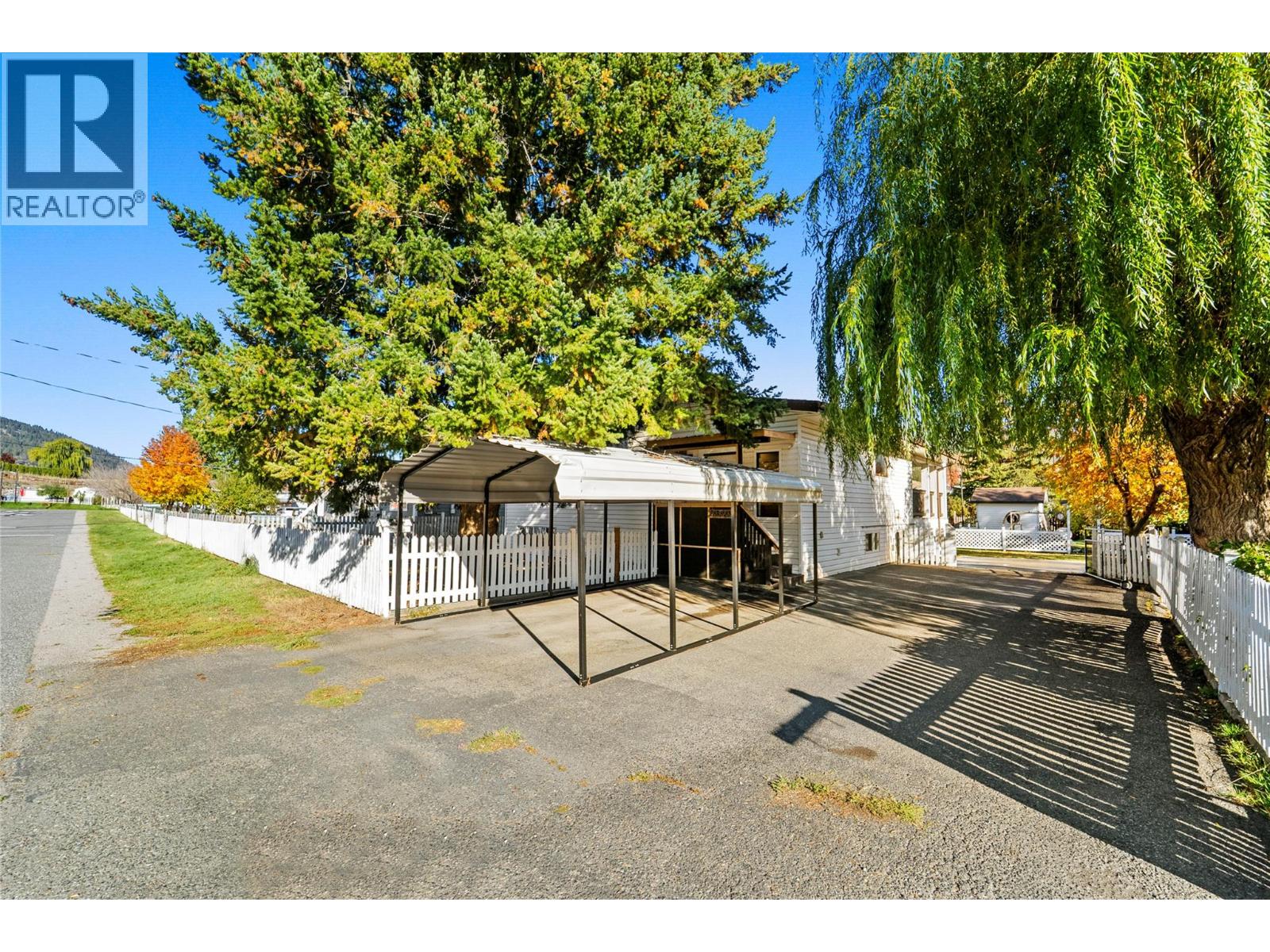 1404 Walnut Avenue, Merritt, British Columbia  V1K 1L3 - Photo 47 - 10403585