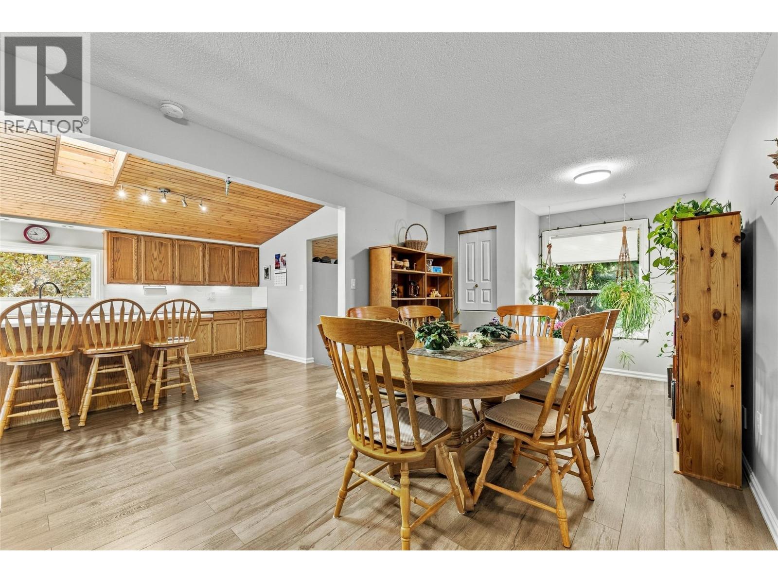 1404 Walnut Avenue, Merritt, British Columbia  V1K 1L3 - Photo 8 - 10403585