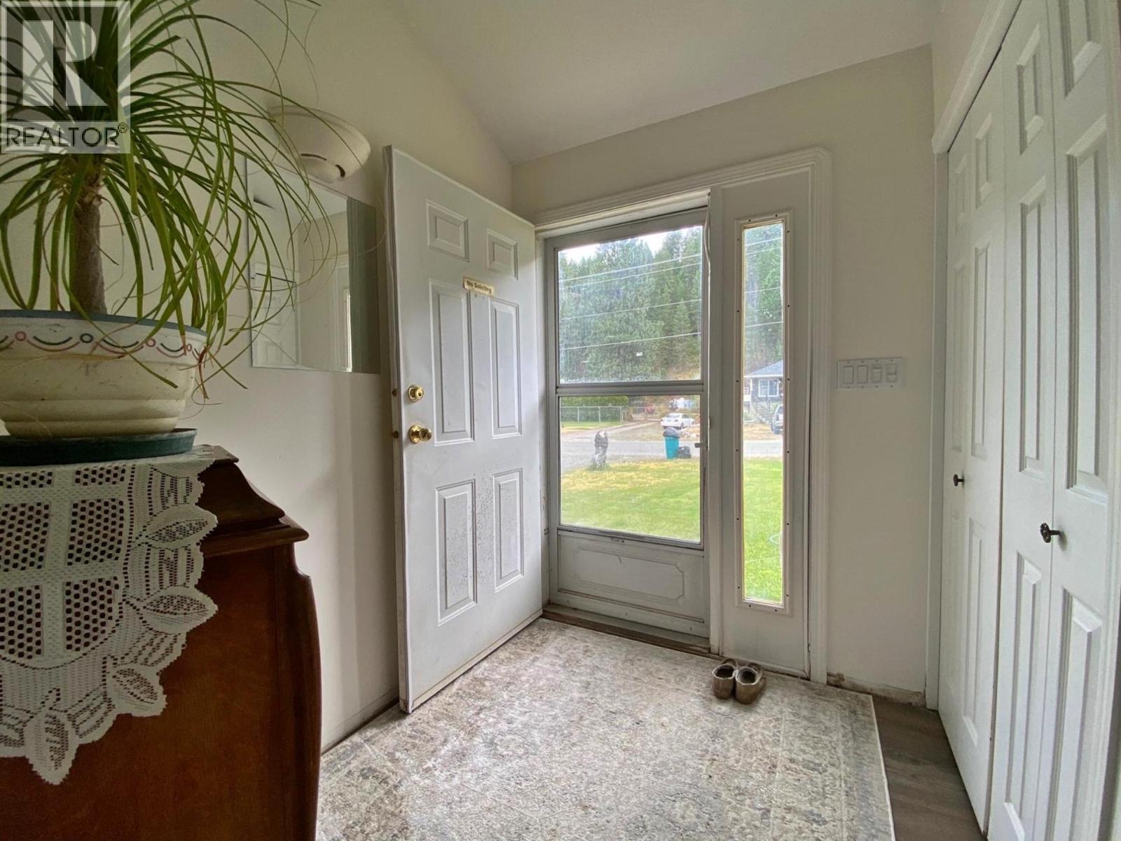 4713 Birch Lane, Barriere, British Columbia  V0E 1E0 - Photo 15 - 10403862