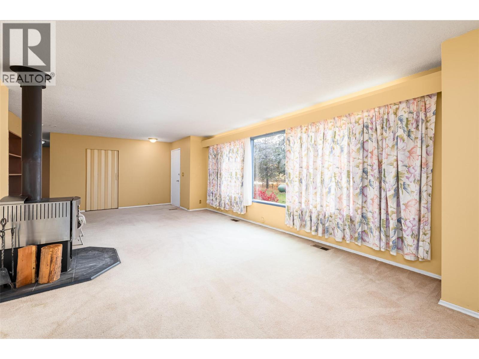 2516 20th Street, Lister, British Columbia  V0B 1G2 - Photo 19 - 10403671