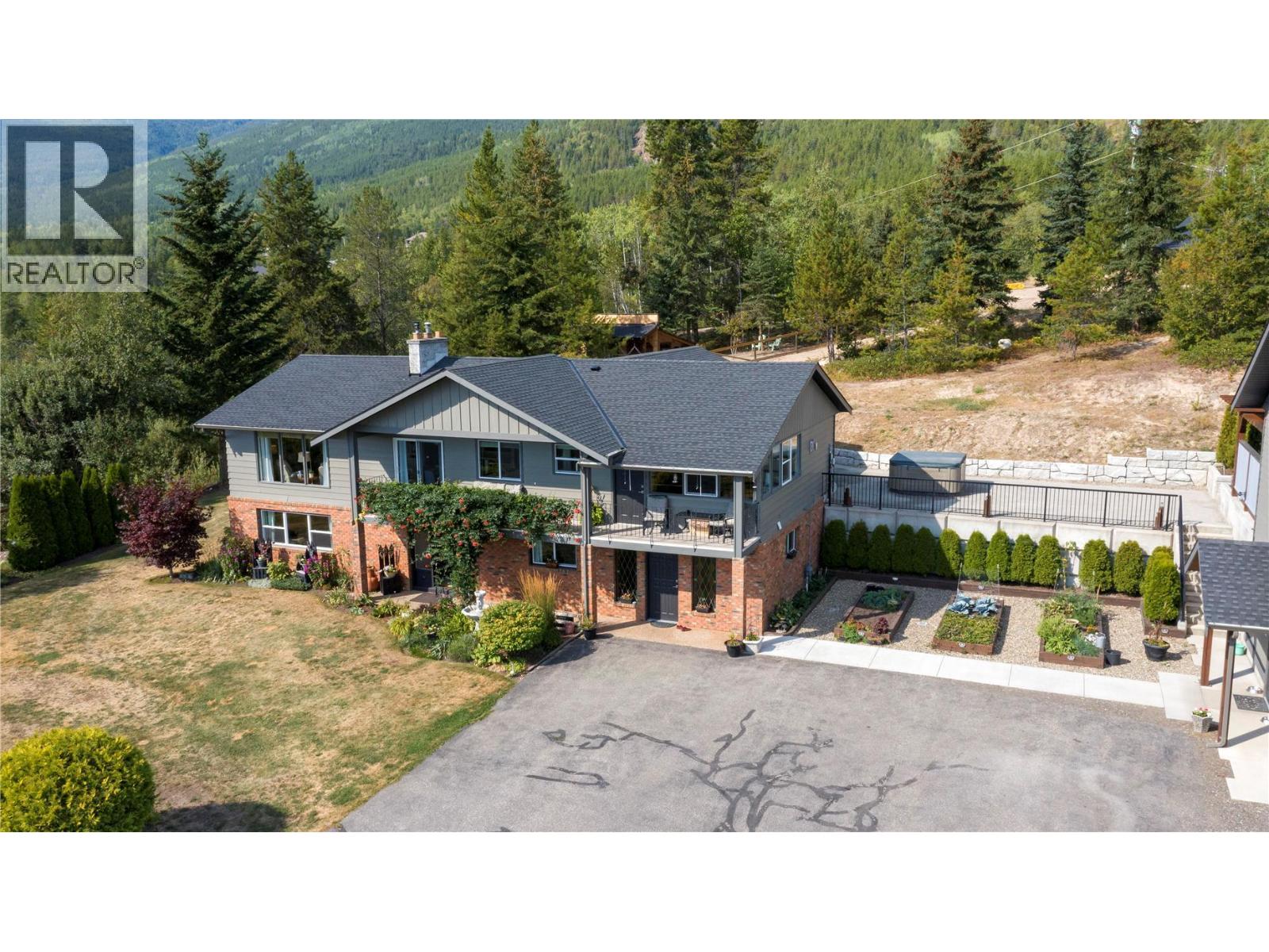 5121 50 Street Nw, Salmon Arm, British Columbia  V1E 3A6 - Photo 15 - 10403797