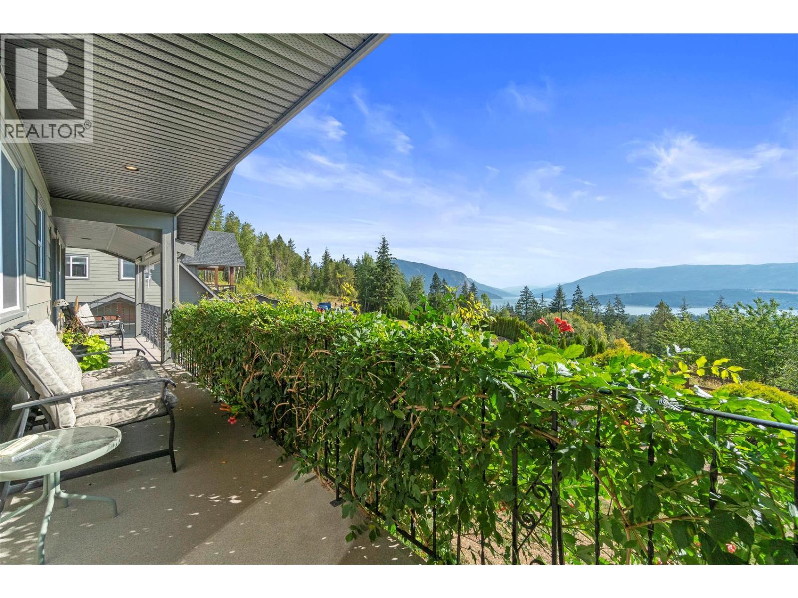 5121 50 Street Nw, Salmon Arm, British Columbia  V1E 3A6 - Photo 29 - 10403797