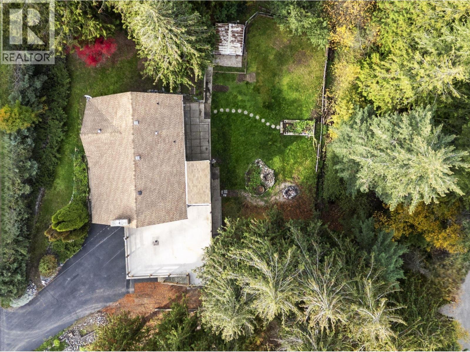 2455 Forest Drive, Blind Bay, British Columbia  V0E 1H2 - Photo 1 - 10403424