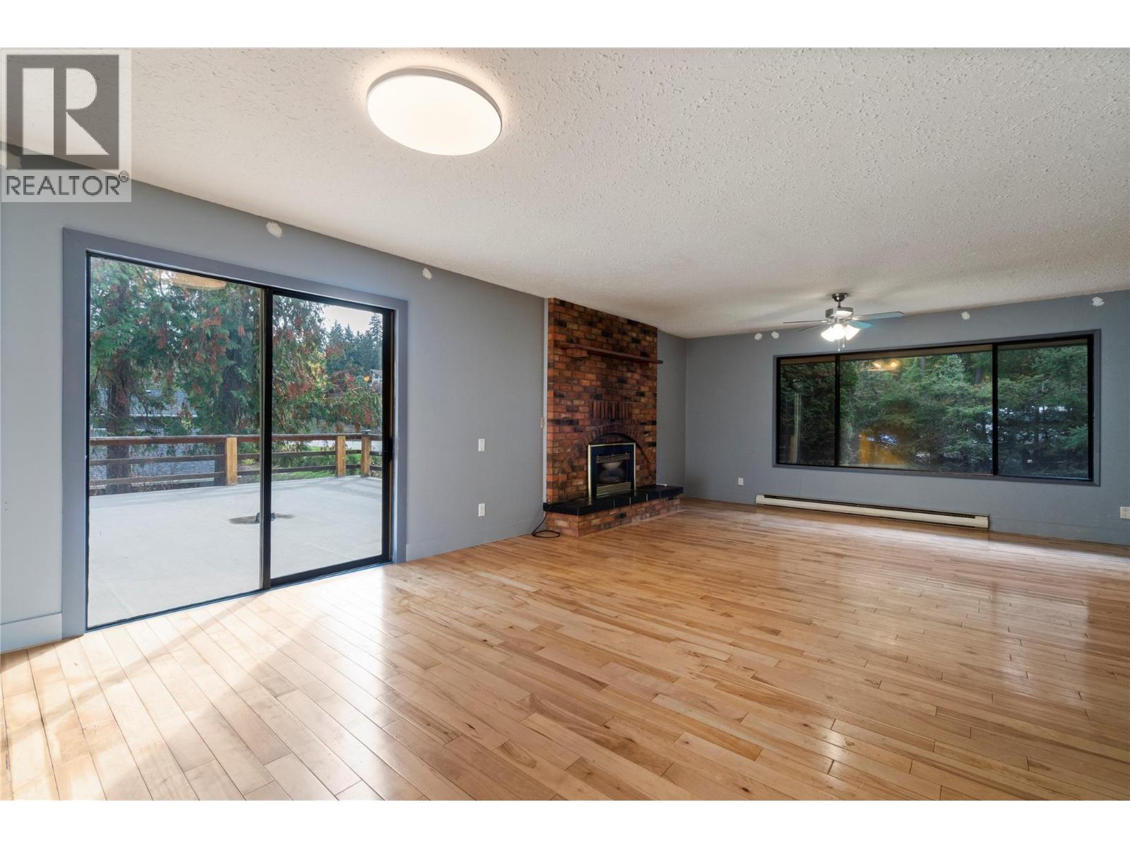 2455 Forest Drive, Blind Bay, British Columbia  V0E 1H2 - Photo 17 - 10403424