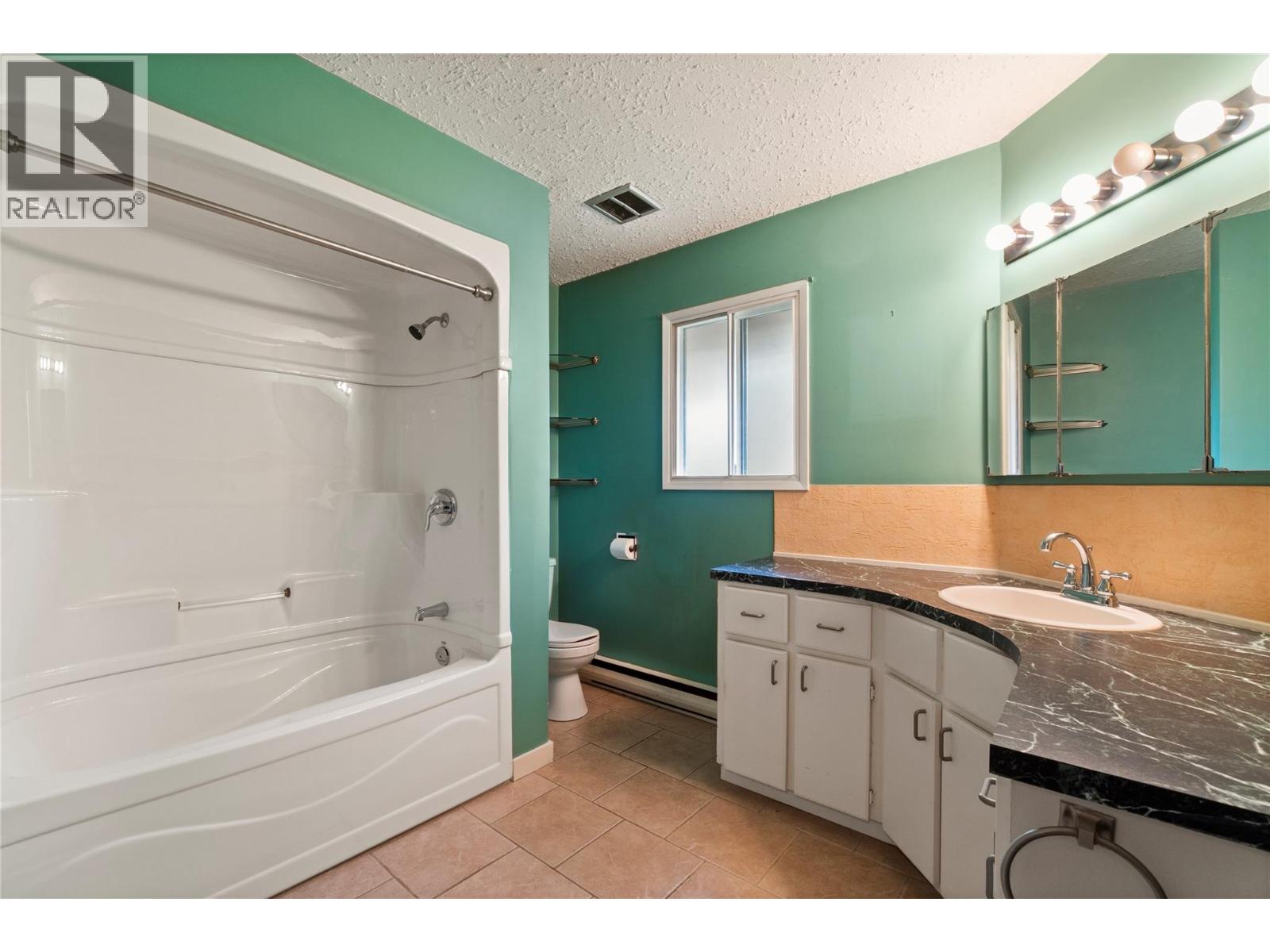 2455 Forest Drive, Blind Bay, British Columbia  V0E 1H2 - Photo 38 - 10403424