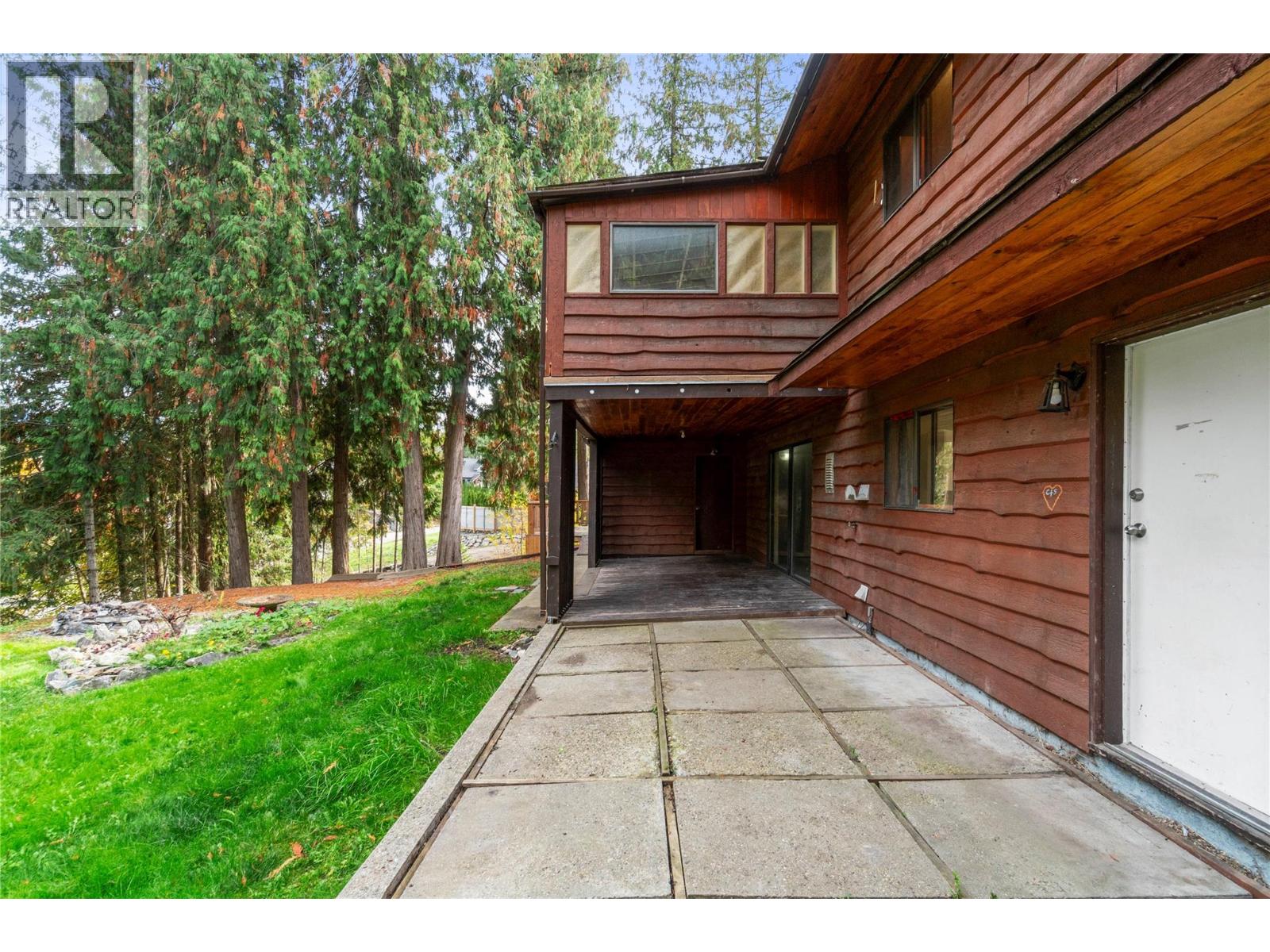 2455 Forest Drive, Blind Bay, British Columbia  V0E 1H2 - Photo 54 - 10403424