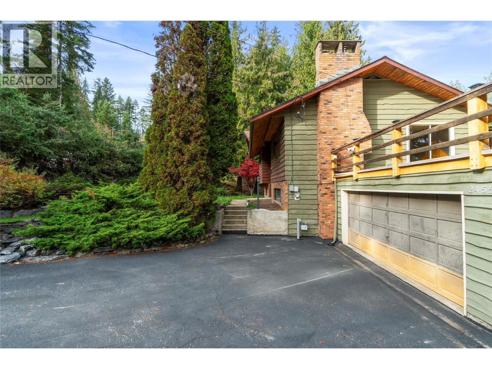 2455 Forest Drive, Blind Bay, British Columbia  V0E 1H2 - Photo 65 - 10403424