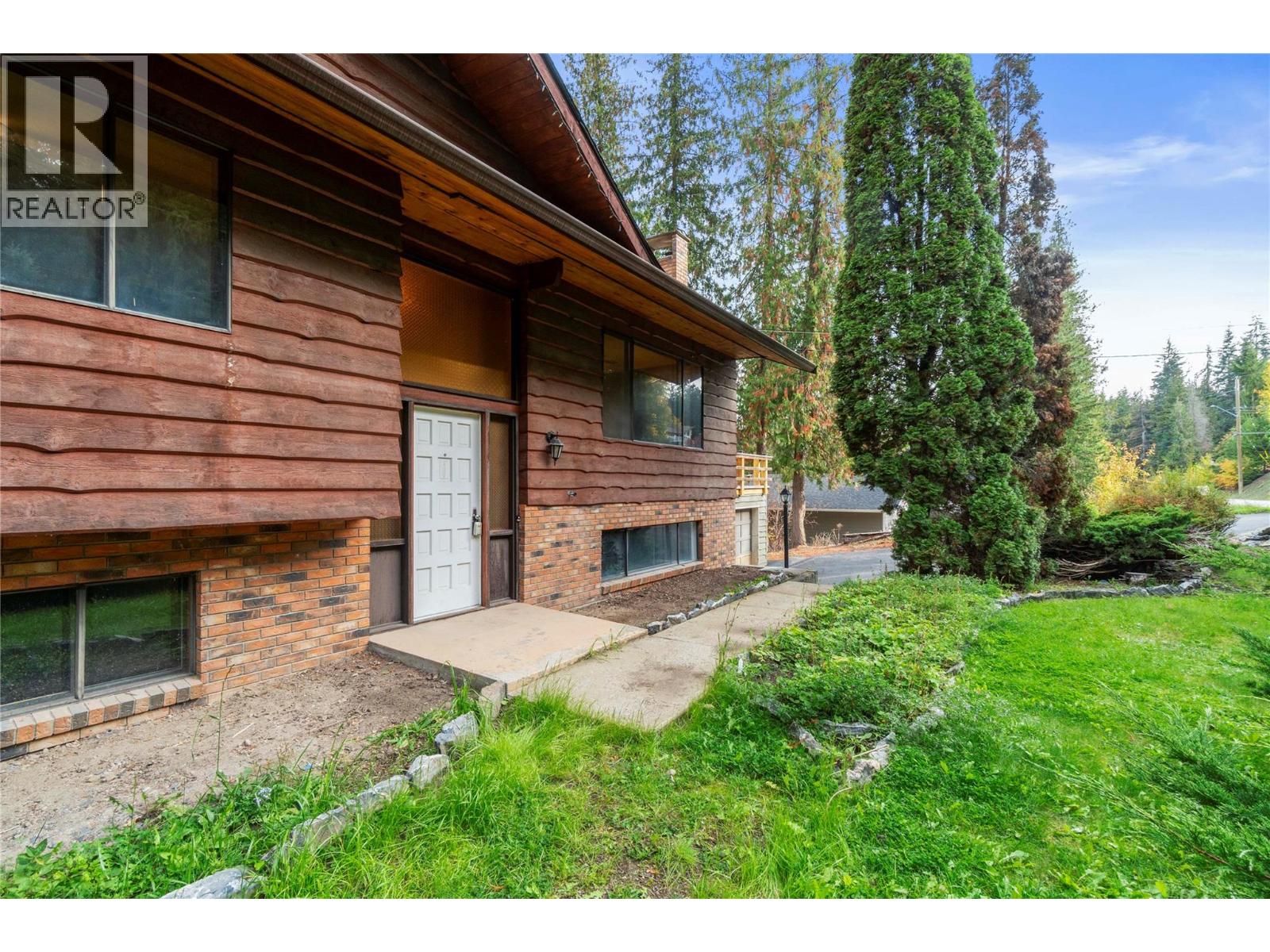 2455 Forest Drive, Blind Bay, British Columbia  V0E 1H2 - Photo 67 - 10403424