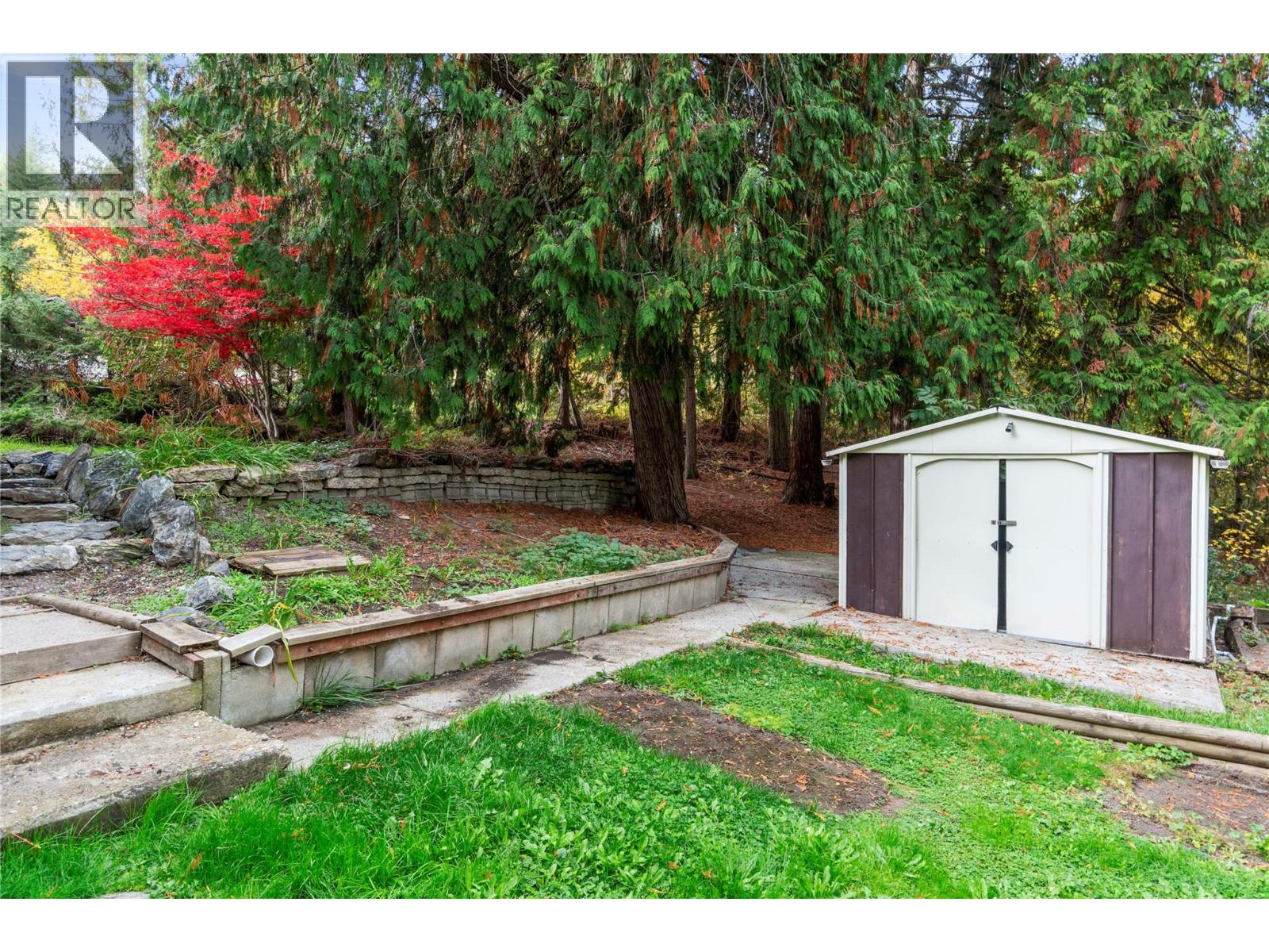 2455 Forest Drive, Blind Bay, British Columbia  V0E 1H2 - Photo 70 - 10403424