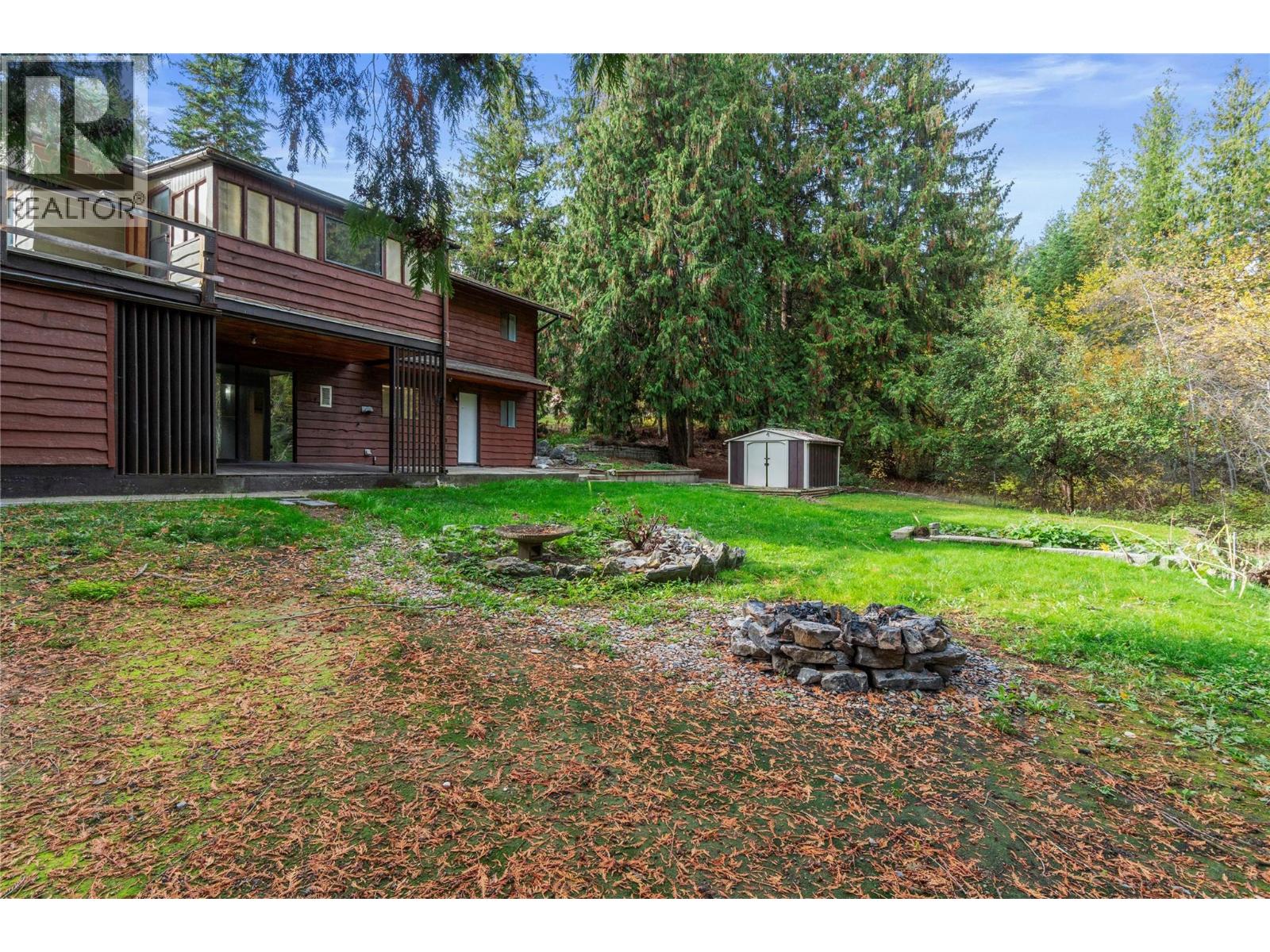 2455 Forest Drive, Blind Bay, British Columbia  V0E 1H2 - Photo 73 - 10403424
