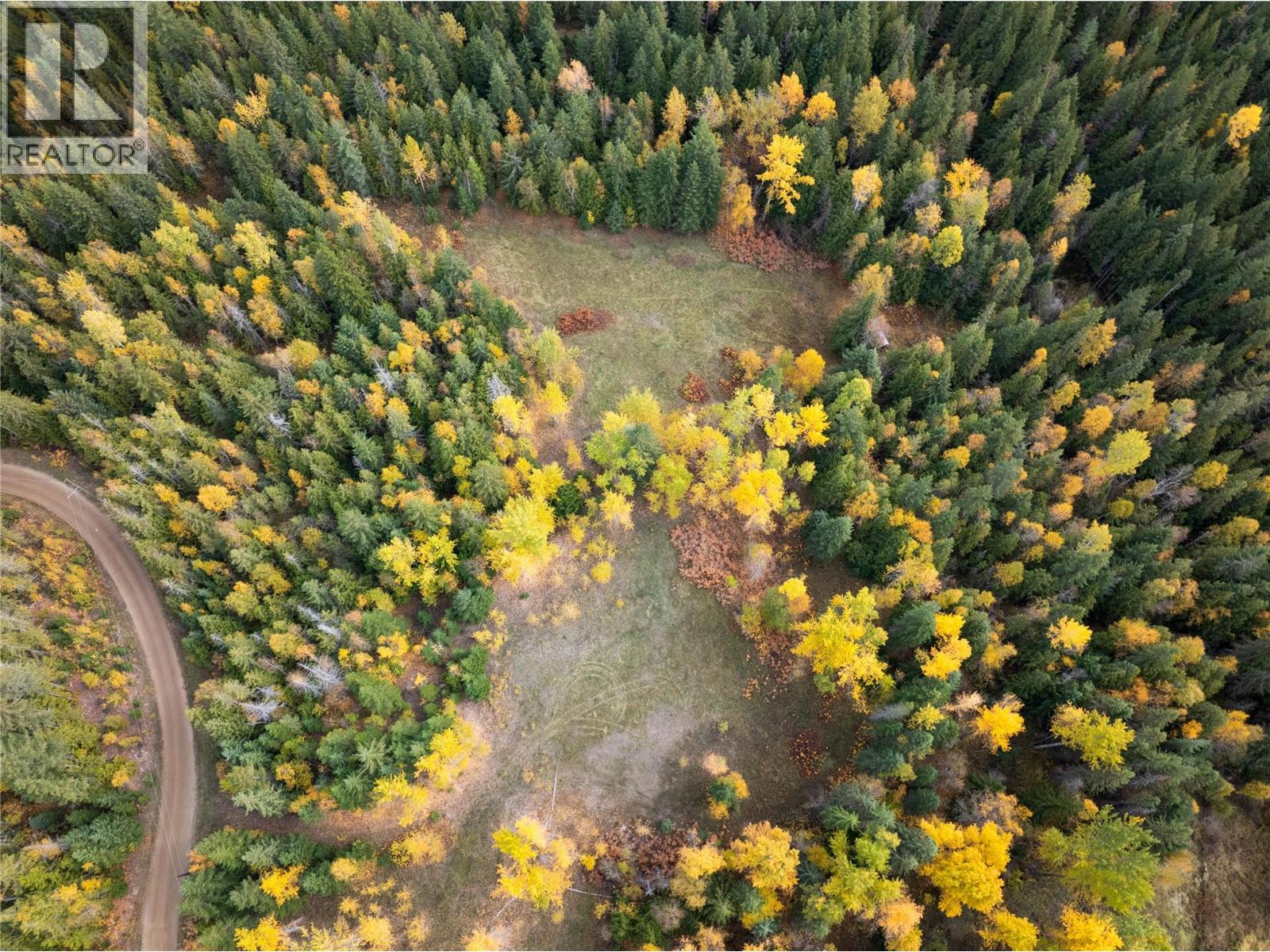 T32 Larch Hills Road, Grindrod, British Columbia  V1E 2Y4 - Photo 6 - 10403871