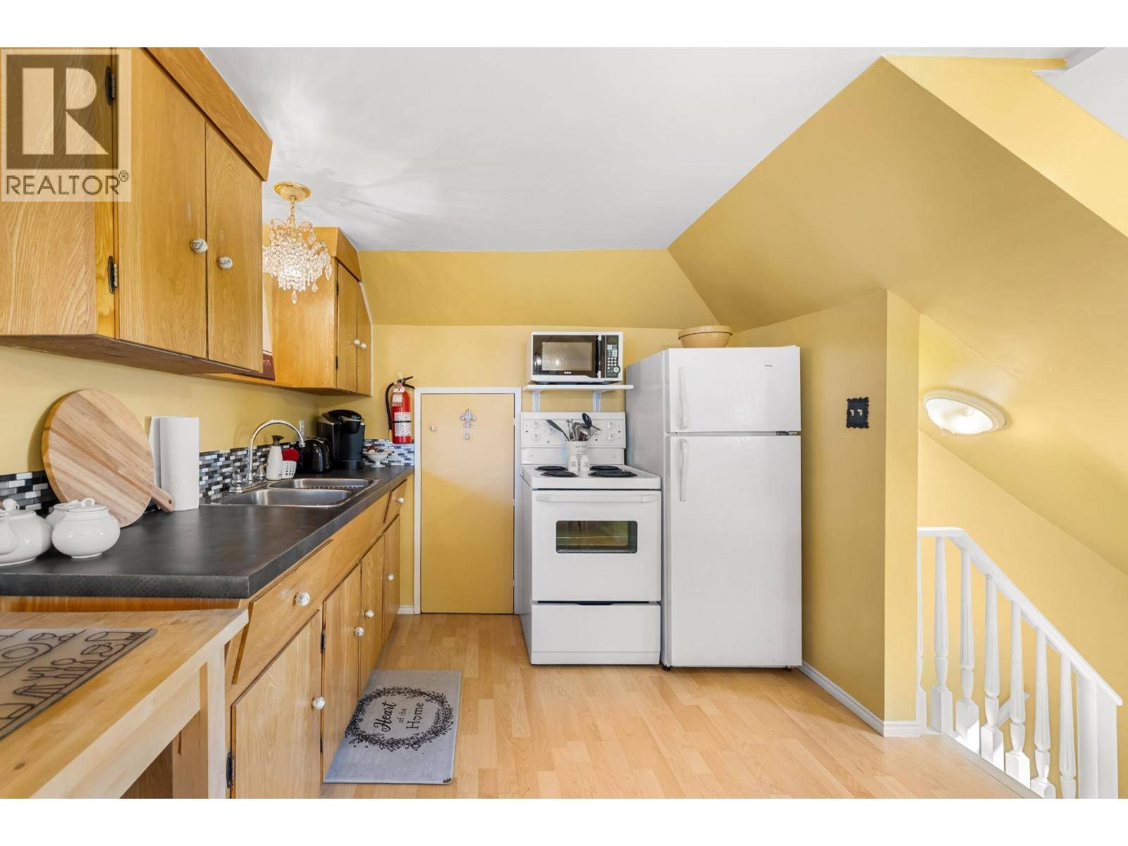 330 Northwest Boulevard, Creston, British Columbia  V0B 1G4 - Photo 14 - 10403866