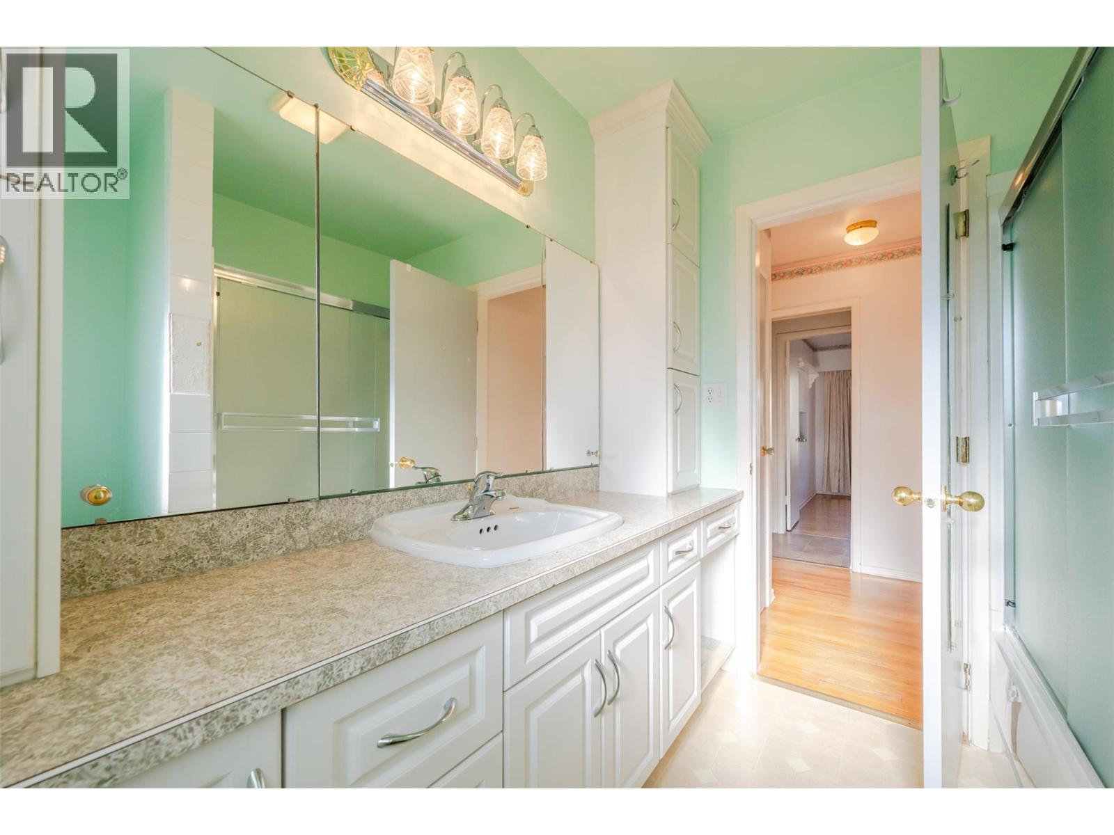 1574 Ridgedale Avenue, Penticton, British Columbia  V2A 2S4 - Photo 31 - 10403842