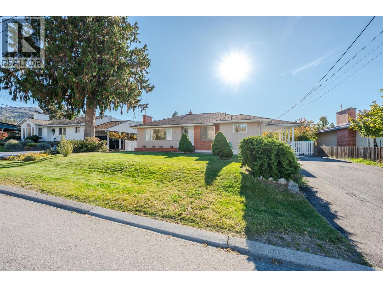 1574 Ridgedale Avenue, Penticton, British Columbia  V2A 2S4 - Photo 64 - 10403842