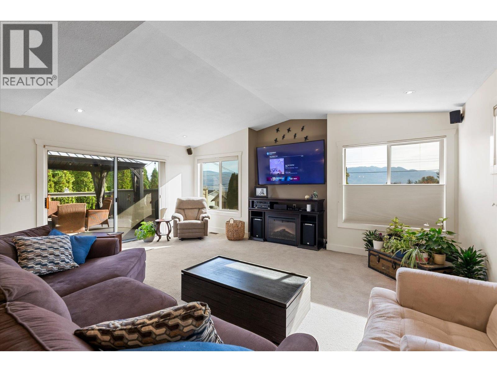 2430 Chieftain Road, West Kelowna, British Columbia  V4T 1N3 - Photo 12 - 10403592