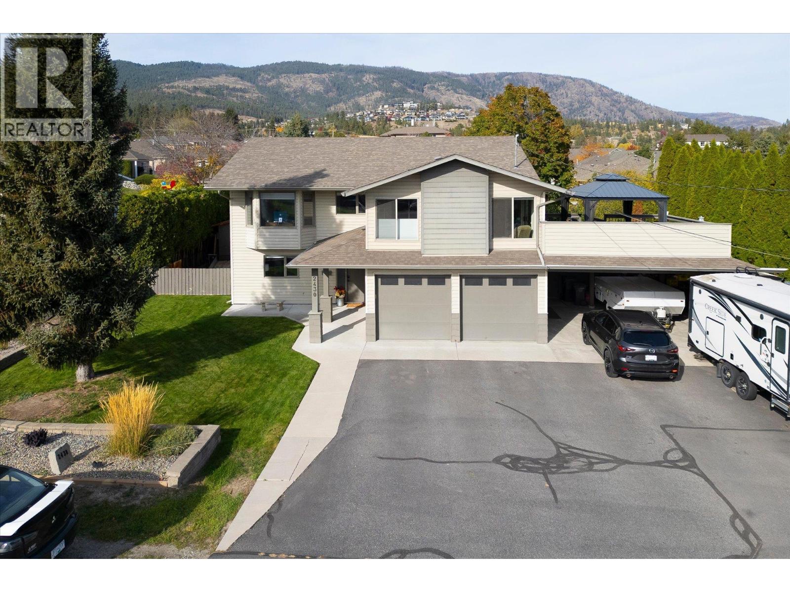 2430 Chieftain Road, West Kelowna, British Columbia  V4T 1N3 - Photo 3 - 10403592