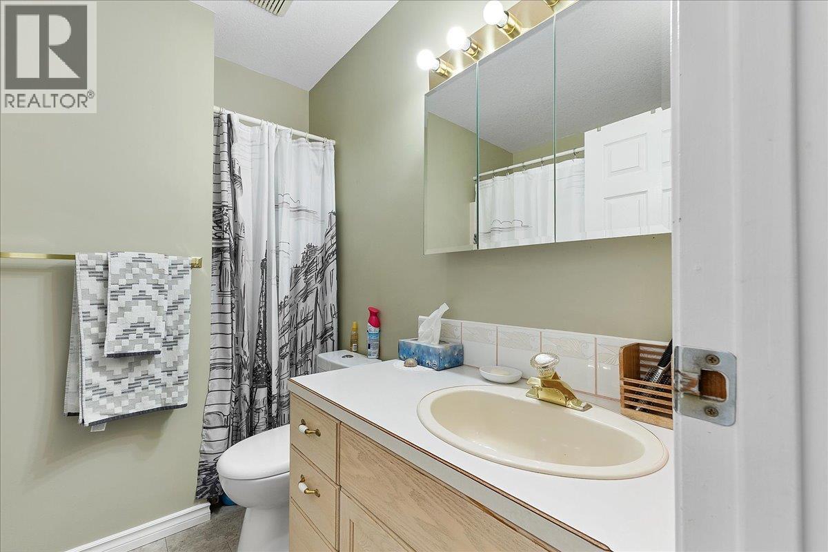 4205 Wellington Drive, Vernon, British Columbia  V1T 9H7 - Photo 17 - 10400854