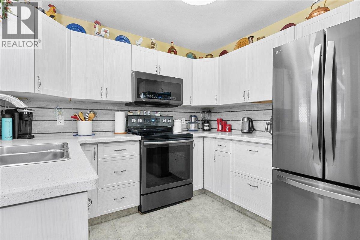 4205 Wellington Drive, Vernon, British Columbia  V1T 9H7 - Photo 6 - 10400854