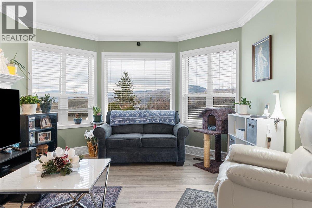 4205 Wellington Drive, Vernon, British Columbia  V1T 9H7 - Photo 7 - 10400854