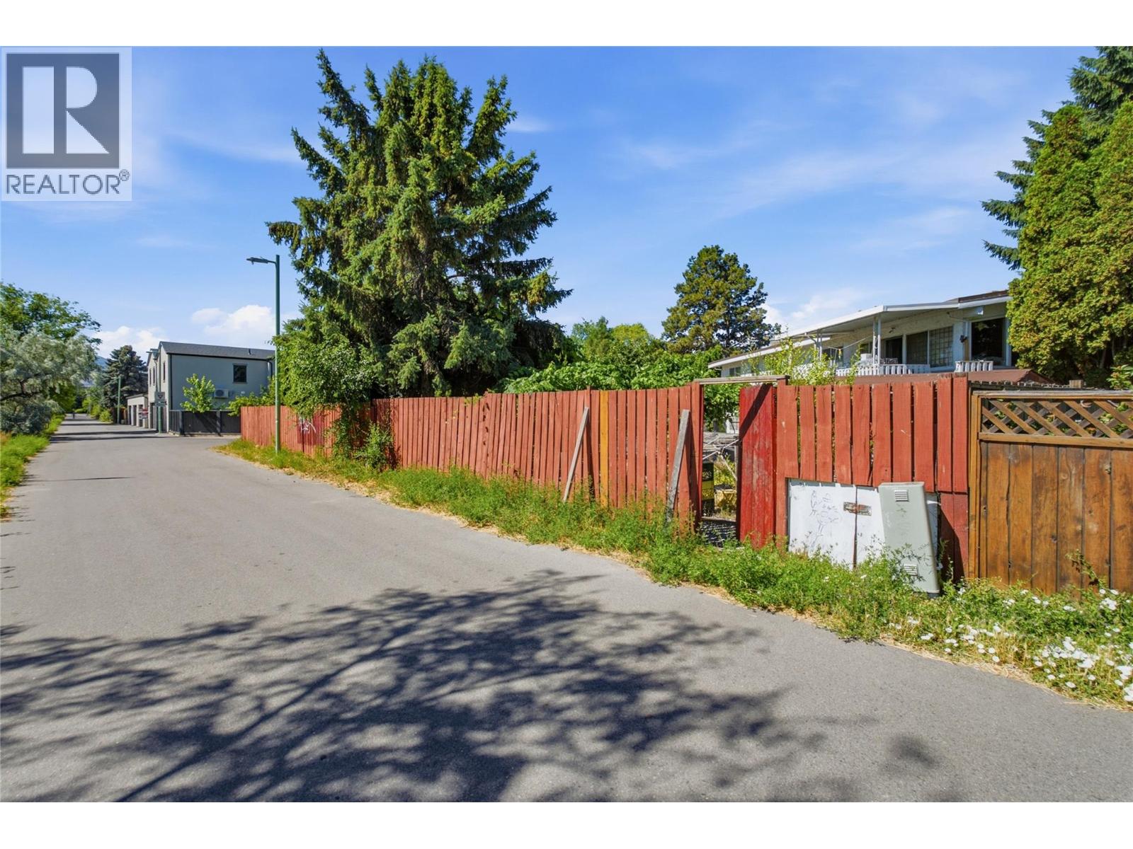 766 Coopland Crescent, Kelowna, British Columbia  V1Y 2V1 - Photo 12 - 10403874