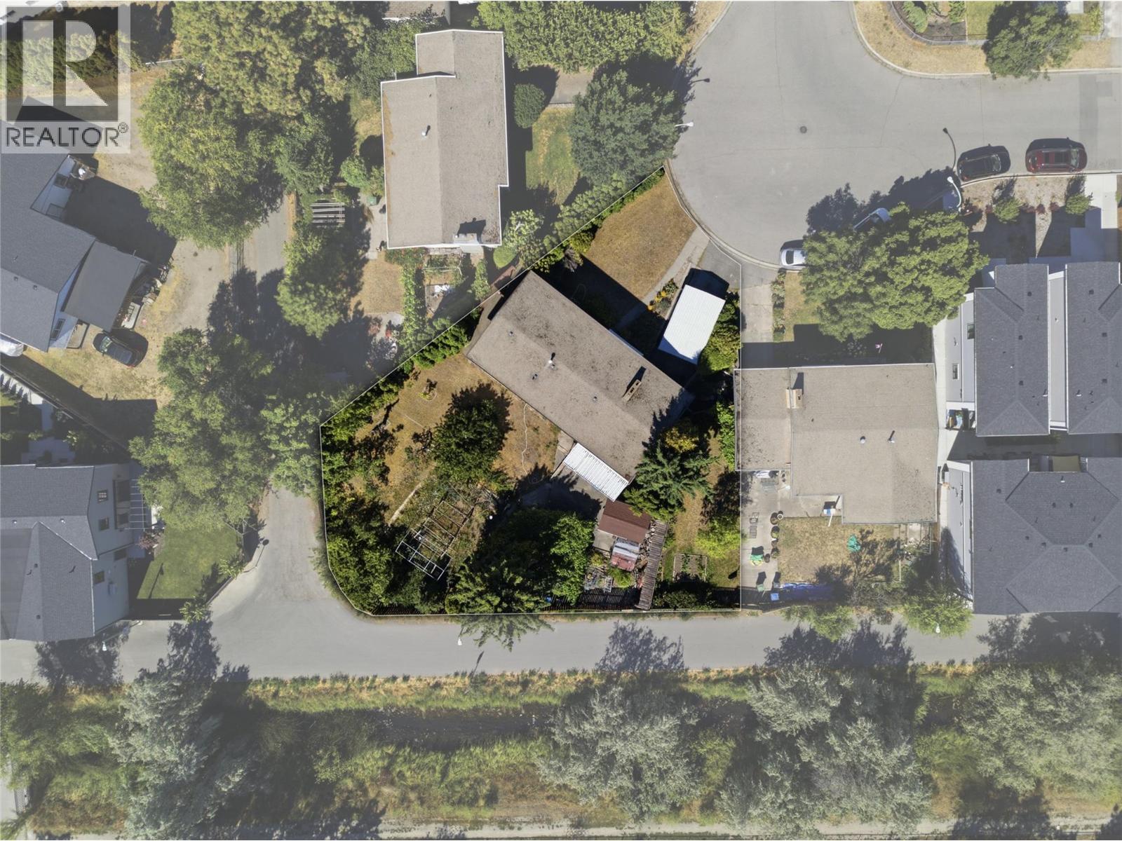 766 Coopland Crescent, Kelowna, British Columbia  V1Y 2V1 - Photo 2 - 10403874