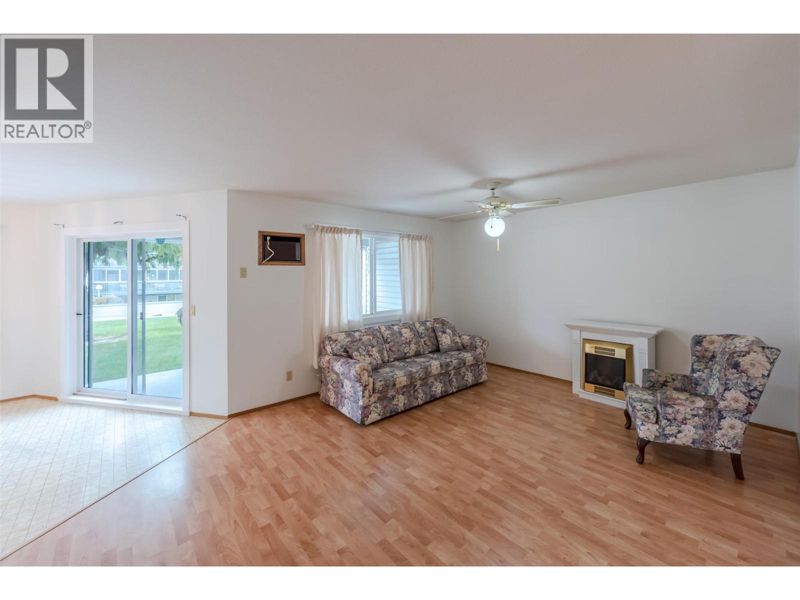 232 Kinney Avenue Unit# 105, Penticton, British Columbia  V2A 3N9 - Photo 1 - 10403883