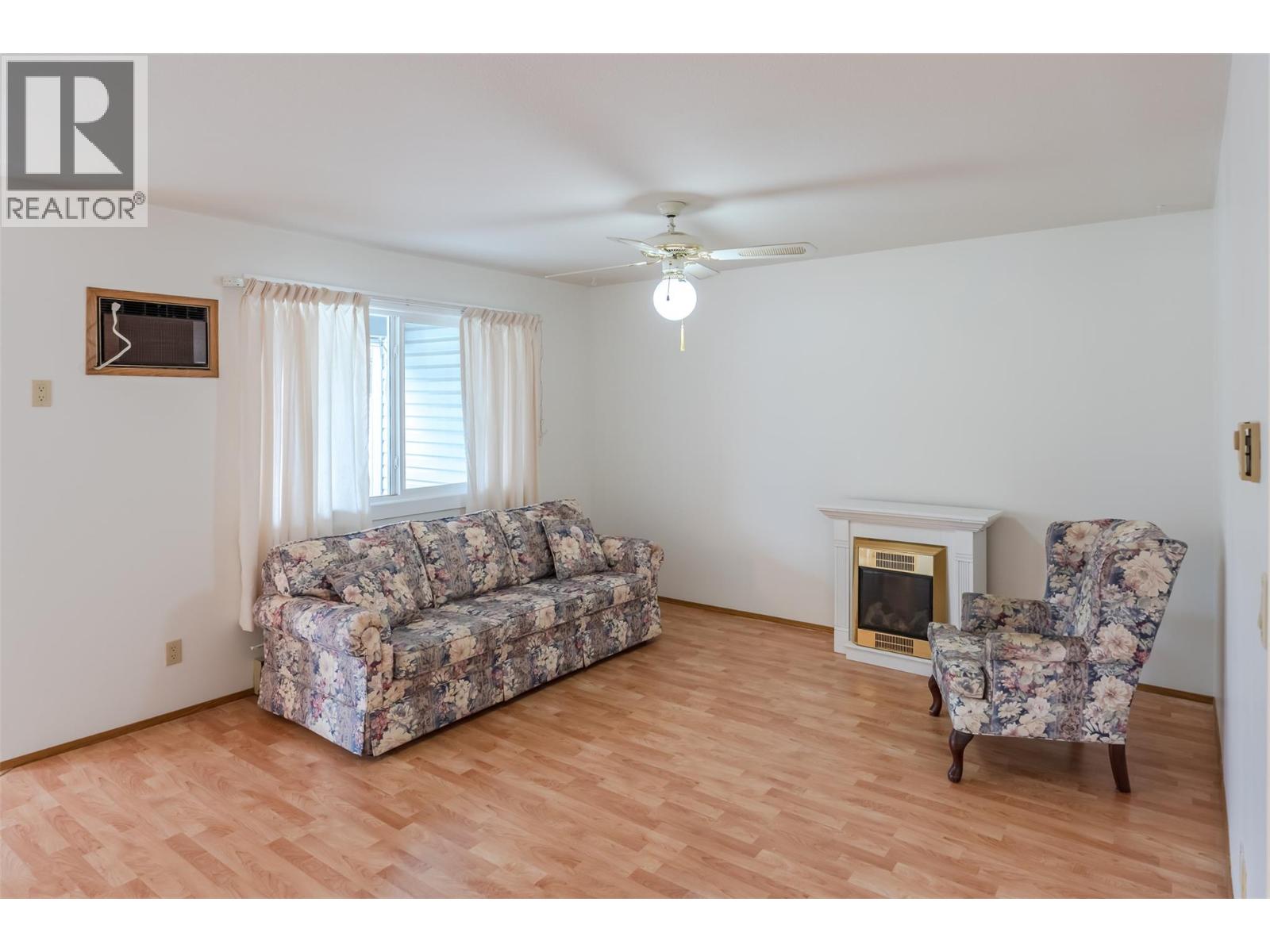 232 Kinney Avenue Unit# 105, Penticton, British Columbia  V2A 3N9 - Photo 2 - 10403883