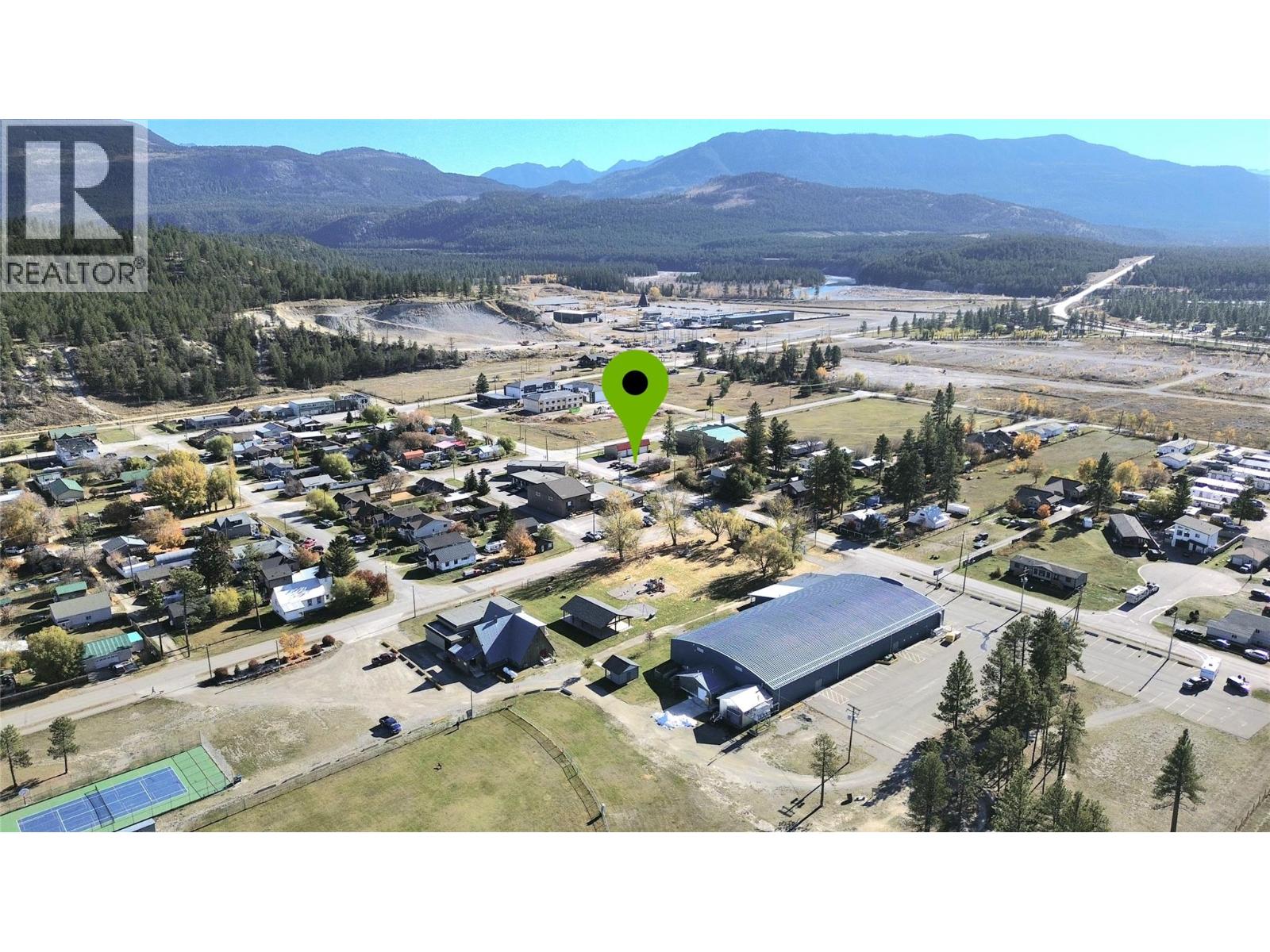 4958 Burns Avenue, Canal Flats, British Columbia  V0B 1B0 - Photo 10 - 10402961