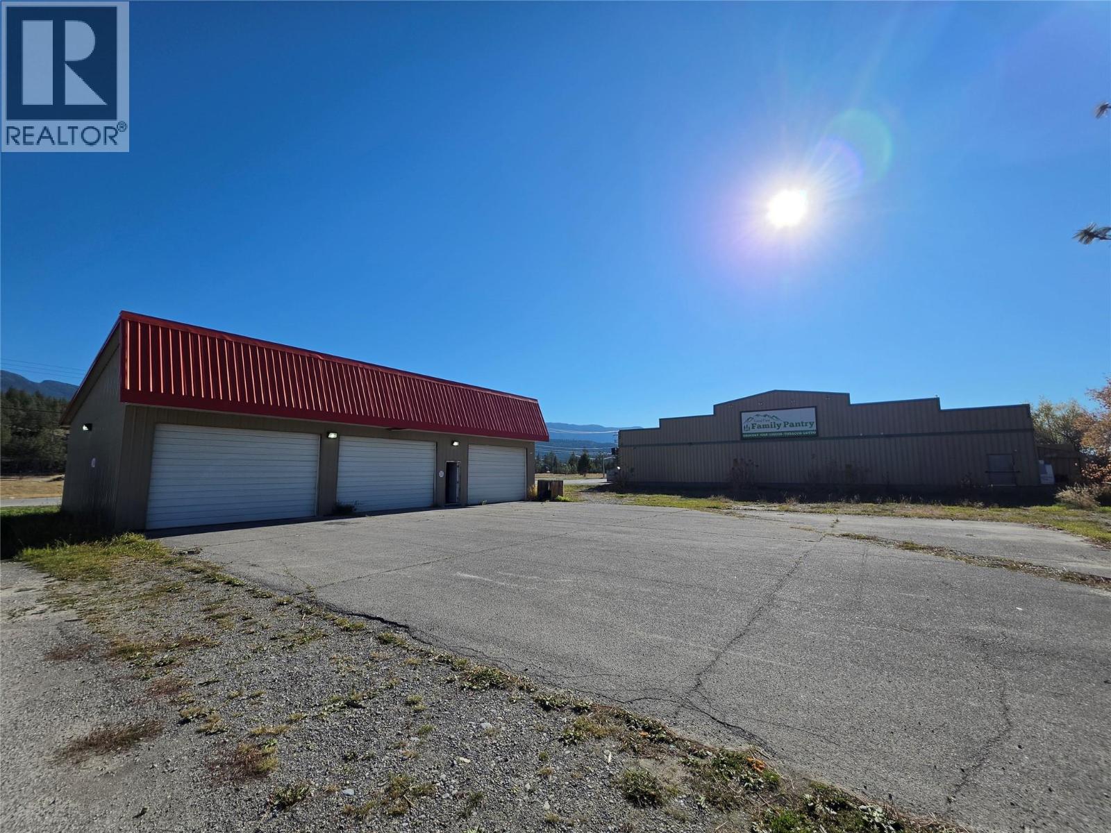 4958 Burns Avenue, Canal Flats, British Columbia  V0B 1B0 - Photo 6 - 10402961